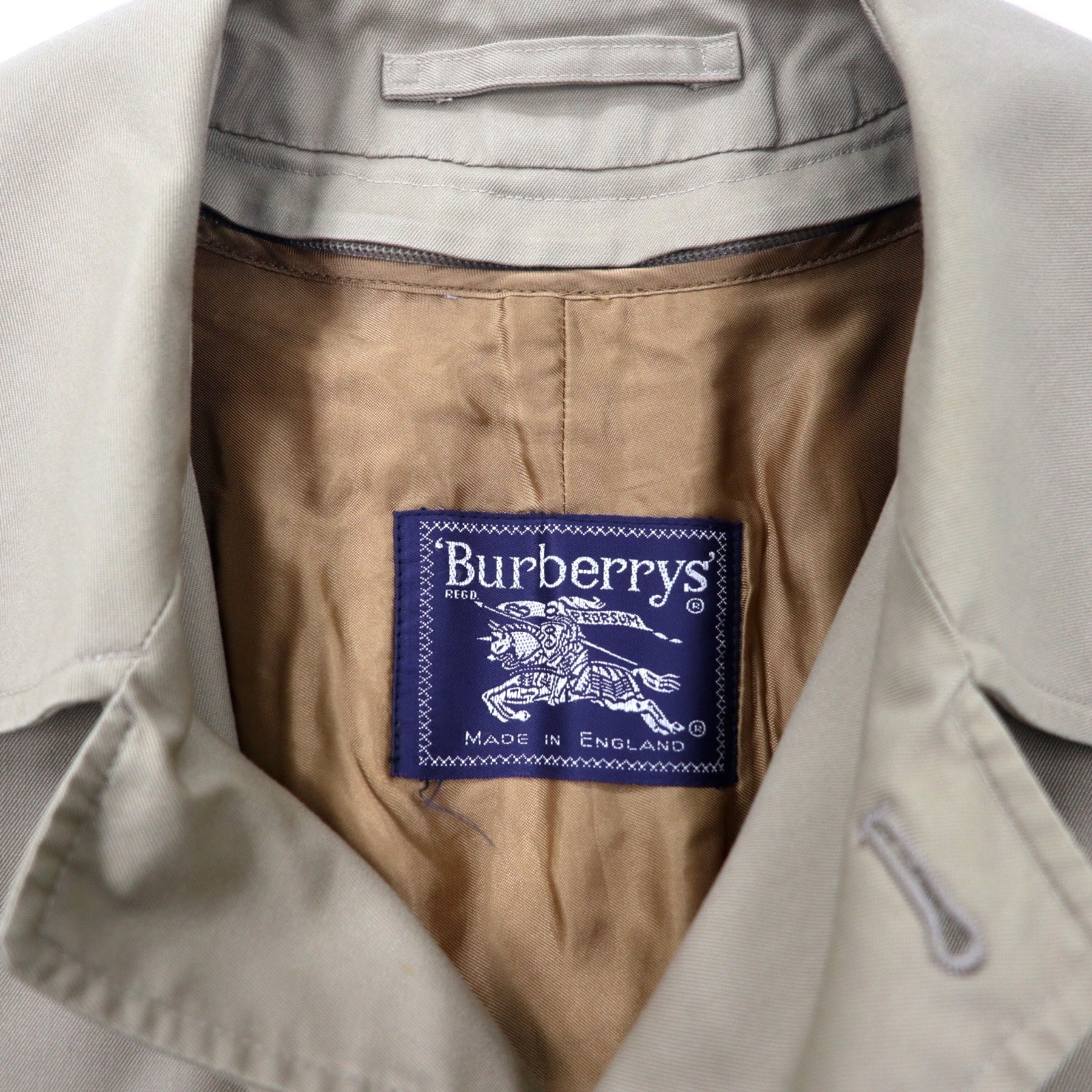 Burberrys, cappotto old bal collar, made in England, abbottonatura nascosta, taglia XL, beige, cotone poliestere, modello SHEARFORD, fodera rimovibile a quadri Nova Check.