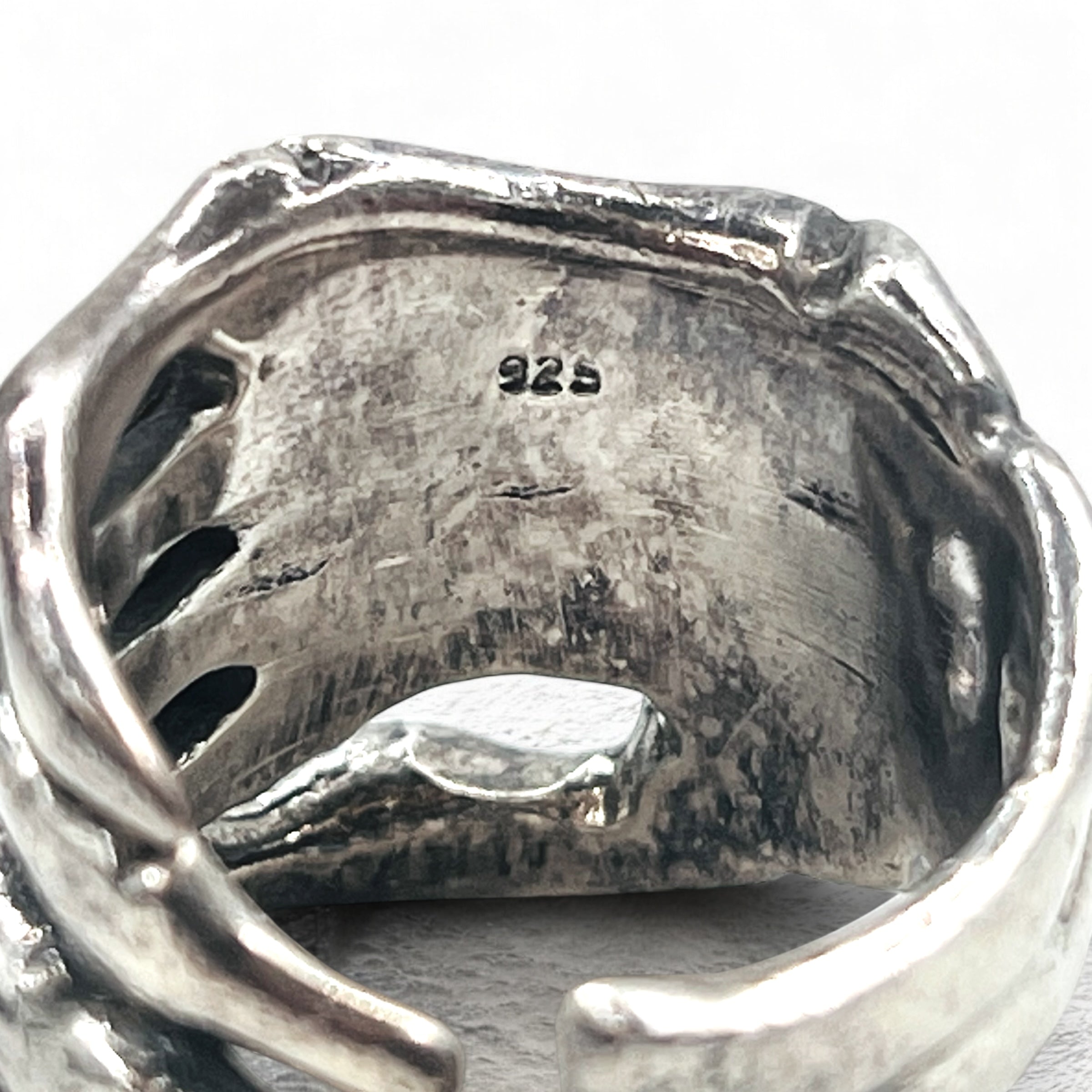 Anello in Argento Vintage a Osso Anello con Mano di Osso Misura 17 Argento 925 Scheletro Gotico Punk Rock