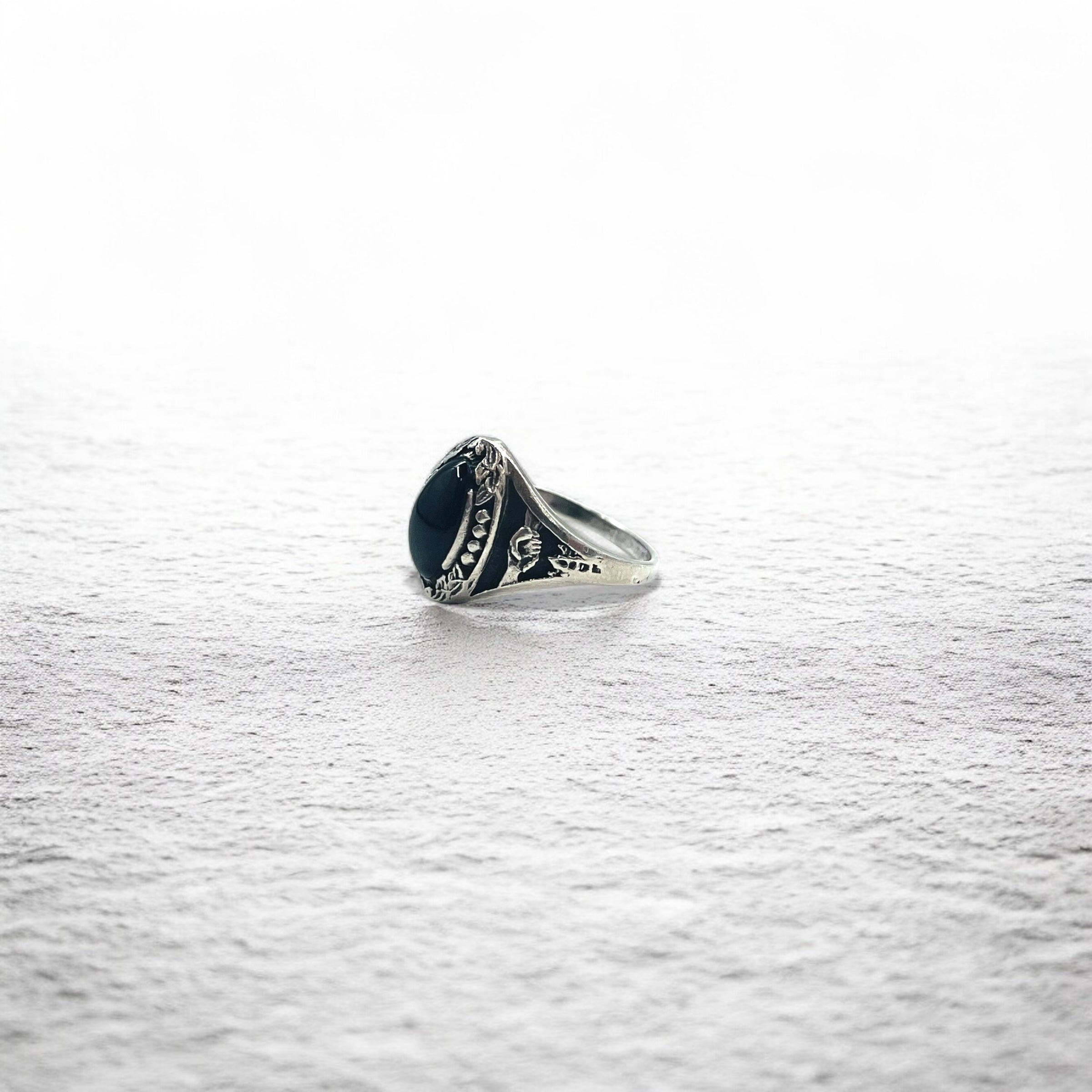 Anello vintage in argento con onice nero Misura 14 Argento 925