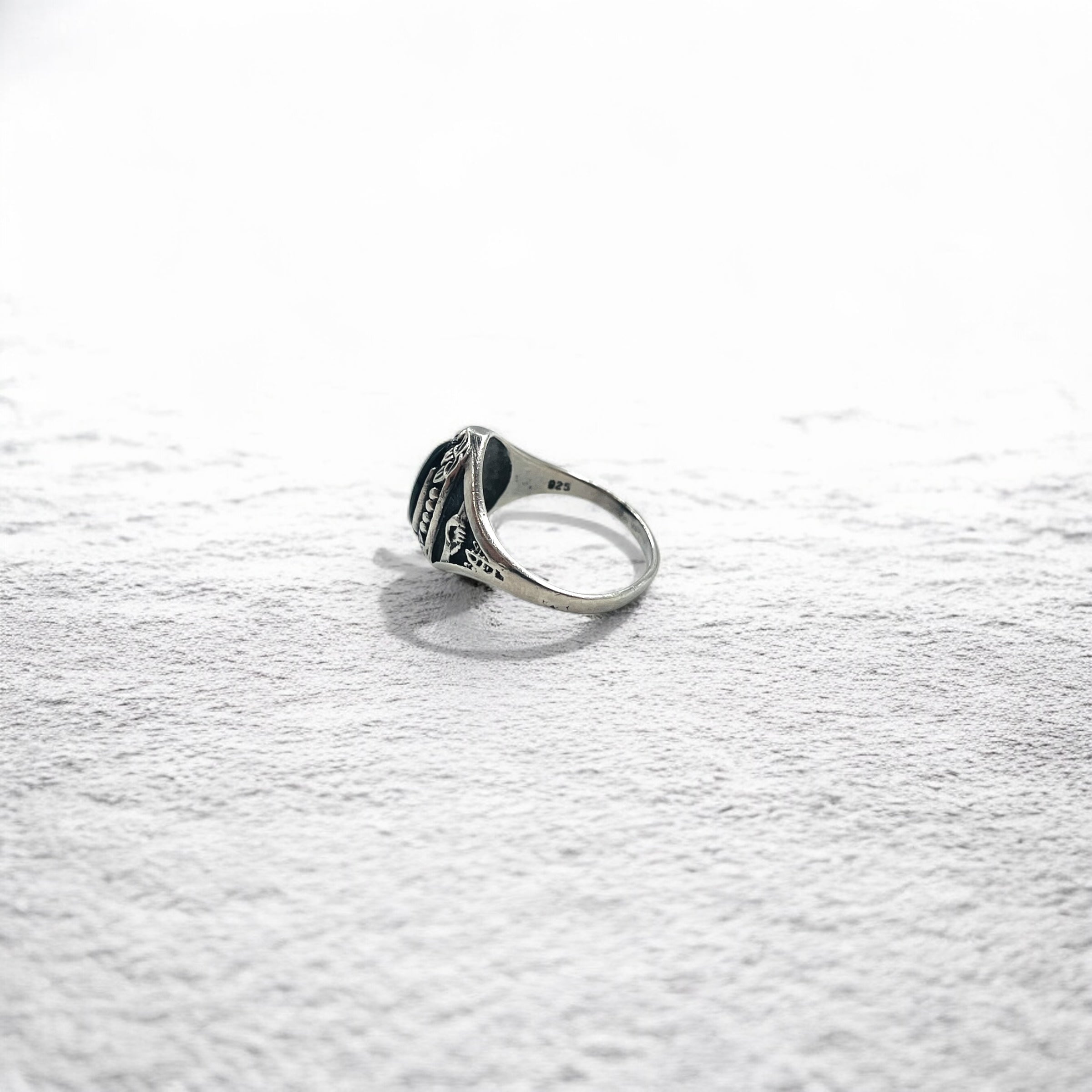 Anello vintage in argento con onice nero Misura 14 Argento 925