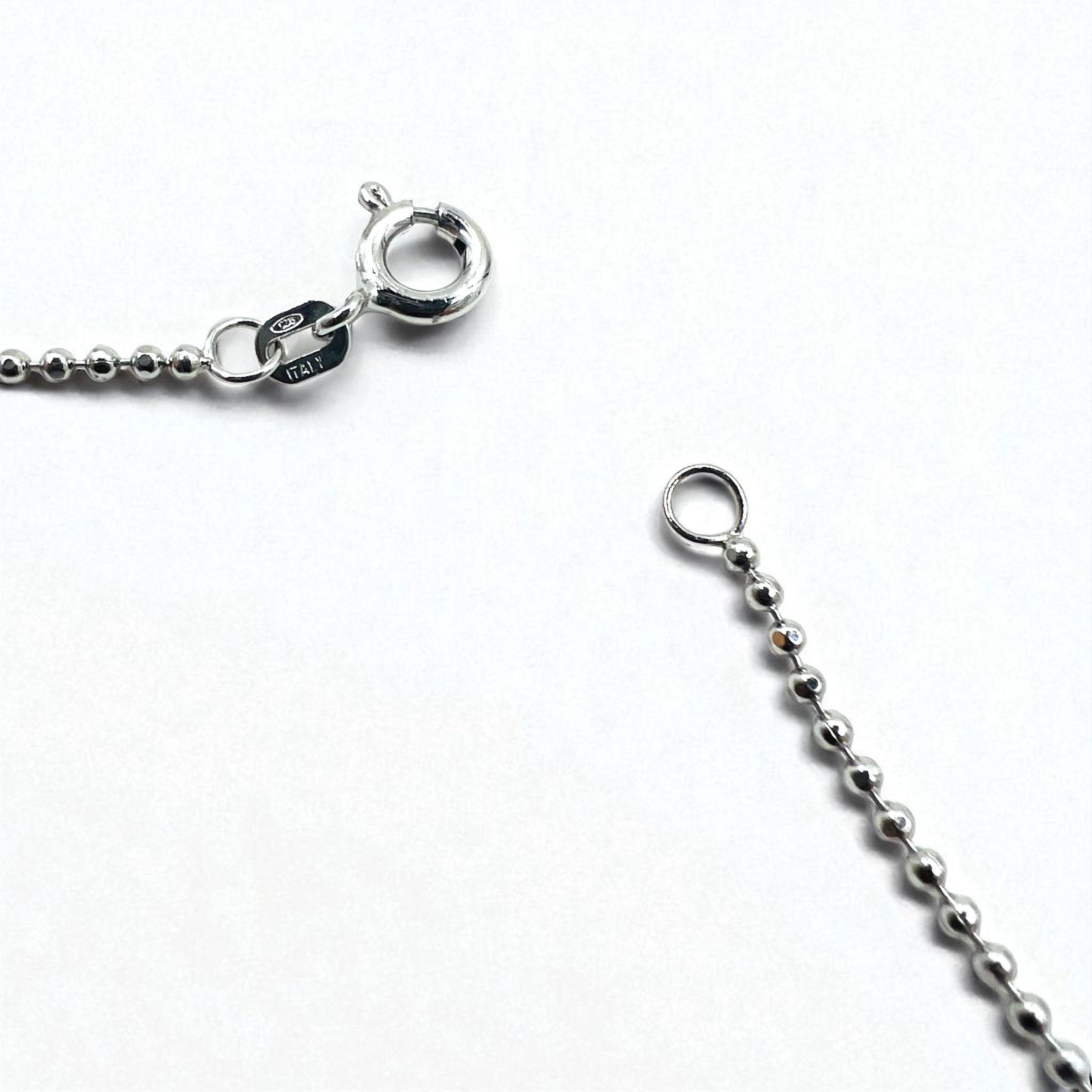 Cartier 2C ロゴ チャーム ネックレス ペンダント ボールチェーン 925 イタリア製