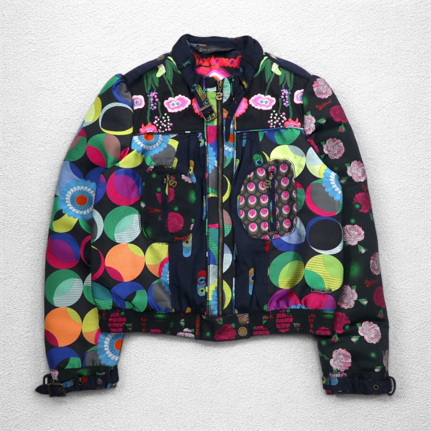 Giacca Chiodo Singola Desigual Fantasia Stampa Floreale Ricamata Nera Taglia M DAMEN JACKET 10E2980 Prodotto in Marocco