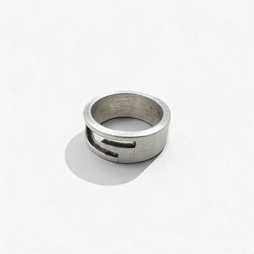 Anello GUCCI cutout a G, in argento 925, Made in Italy