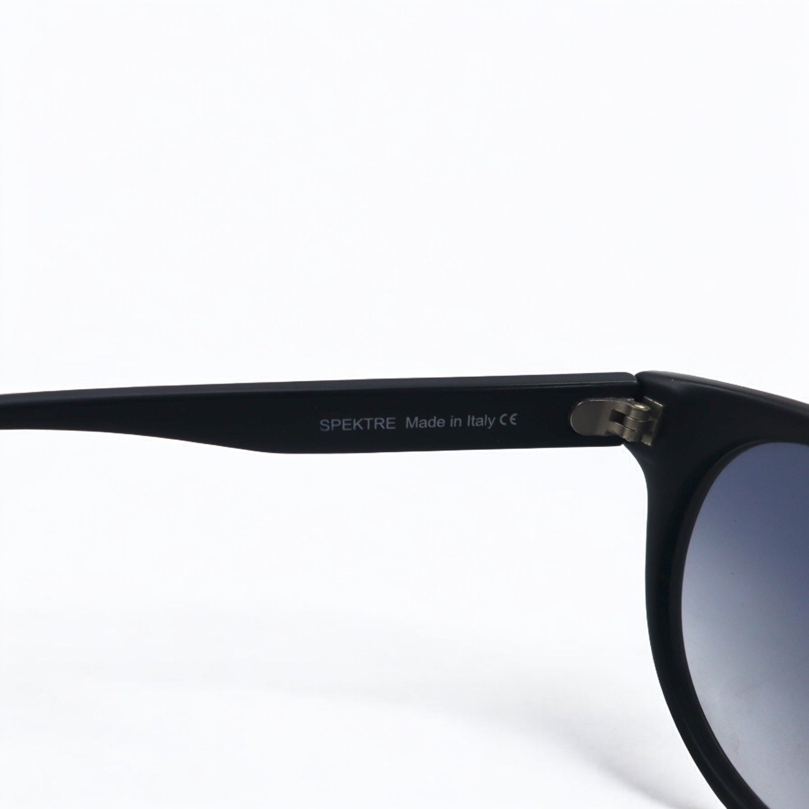 Occhiali da sole Boston SPEKTRE made in Italy neri con lenti sfumate VITESSE