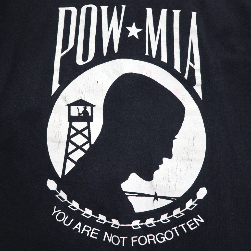 POW MIA Anni '80 Made in USA Cucitura singola T-shirt L Nera Militare Guerra del Vietnam ROTHCO
