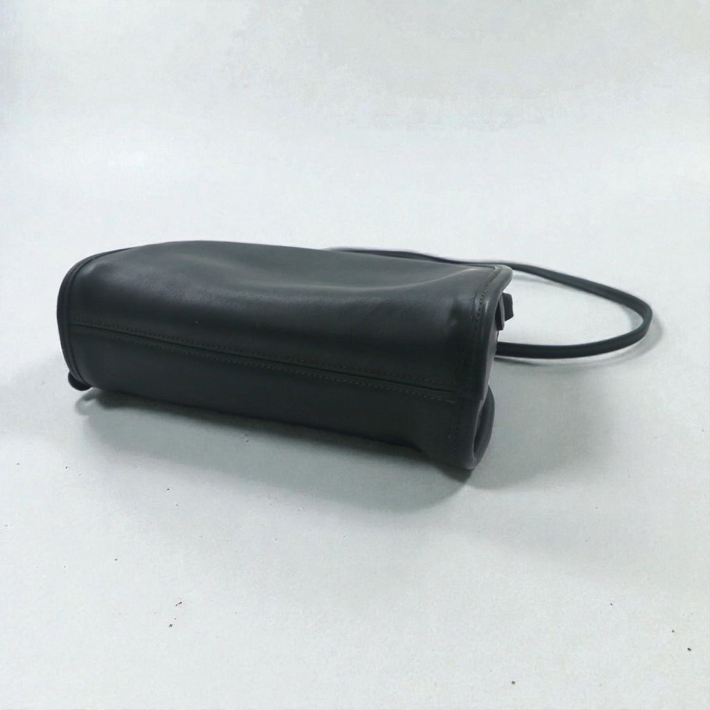 COACH オールドコーチ USA製 ハーフムーン ショルダーバッグ ブラック レザー 牛革 9911