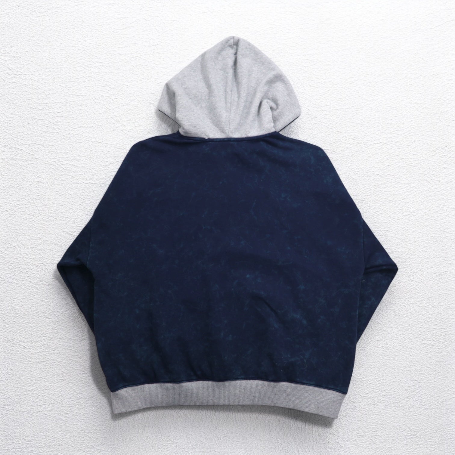 JieDa × FRUIT OF THE LOOM Felpa vintage bicolore 2TONE VINTAGE PARKER M navy grigio, cappuccio applicato, inserto a V frontale Jie-21W-CT05, Nuovo