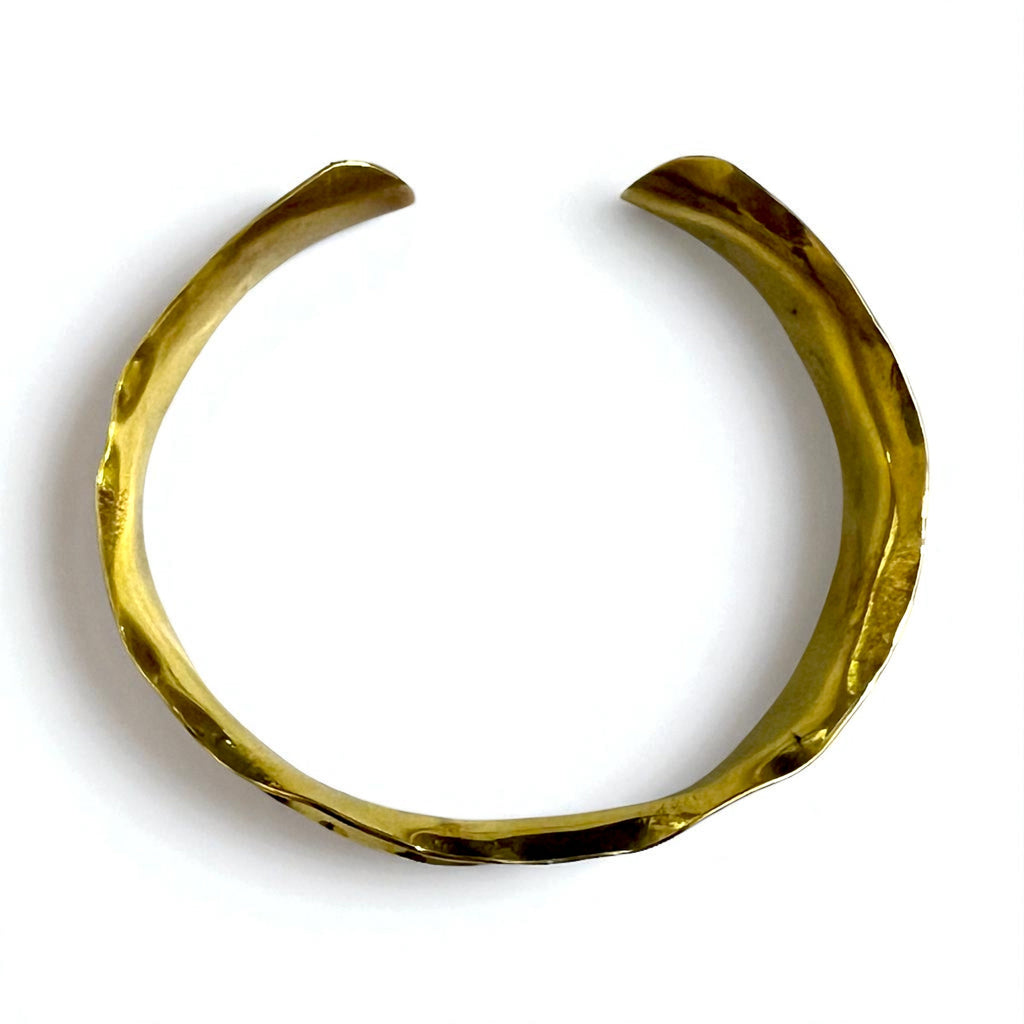 GAIJIN MADE (Hollywood Ranch Market) Bracciale rigido largo in ottone dorato in metallo