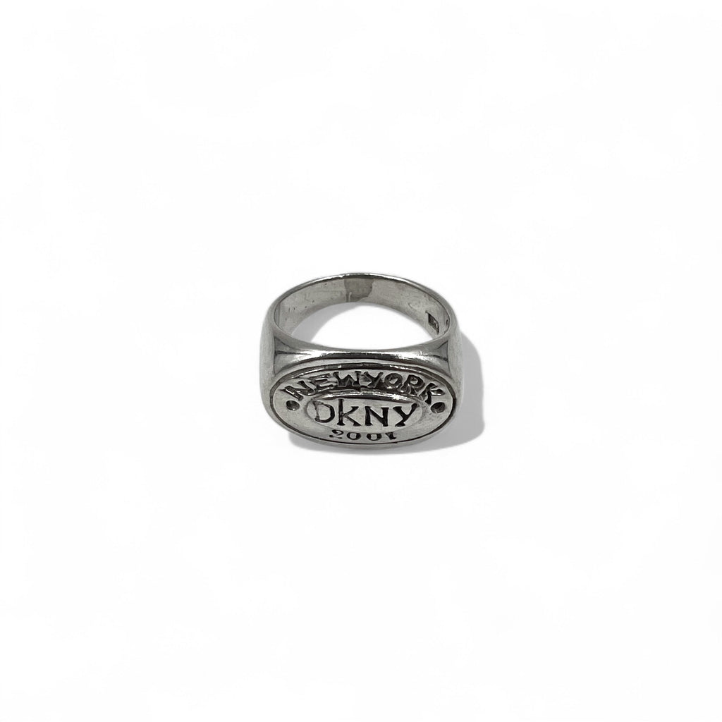 DKNY 00年代 シグネットリング 指輪 15号 シルバー 925 NEW YORK 2001