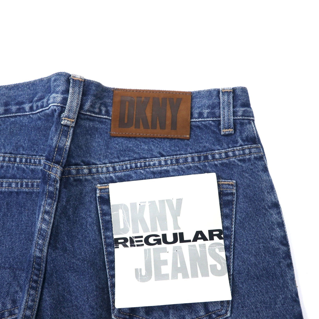 DKNY (Donna Karan New York) USA Made Anni '90 Jeans Taglia 30 Blu Cotone Chiusura a cerniera Patch in pelle Articolo nuovo