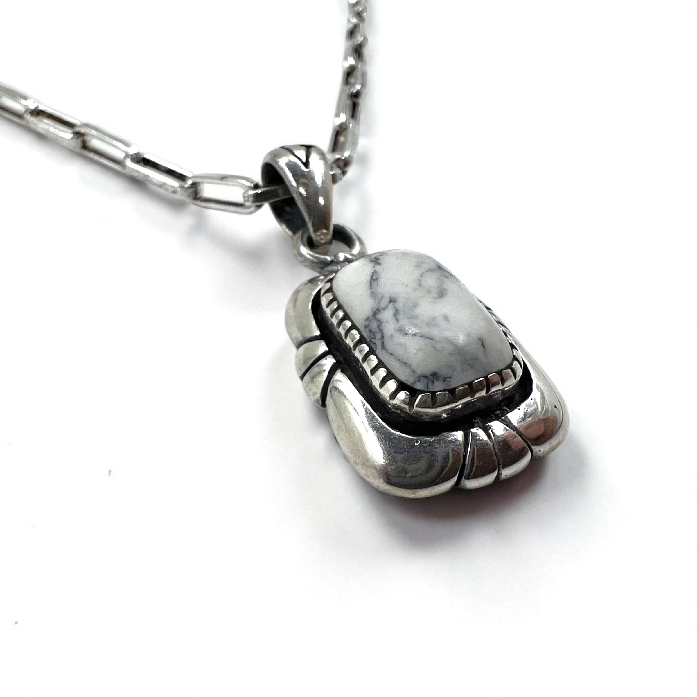 Vintage White Turquoise Pendant Necklace Gioielli indiani Turchese bianco Collana a catena Hopi Ciondolo Argento 925 con incisione G