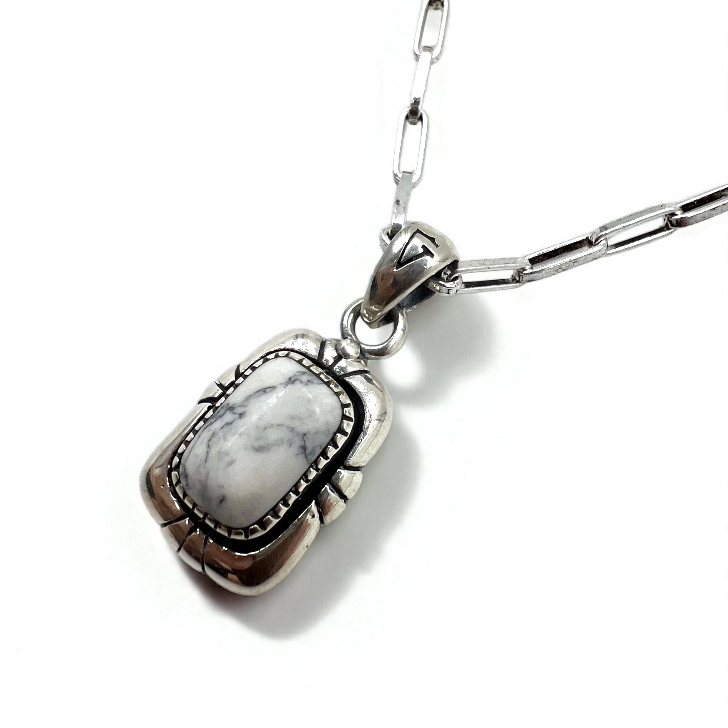 Vintage White Turquoise Pendant Necklace Gioielli indiani Turchese bianco Collana a catena Hopi Ciondolo Argento 925 con incisione G