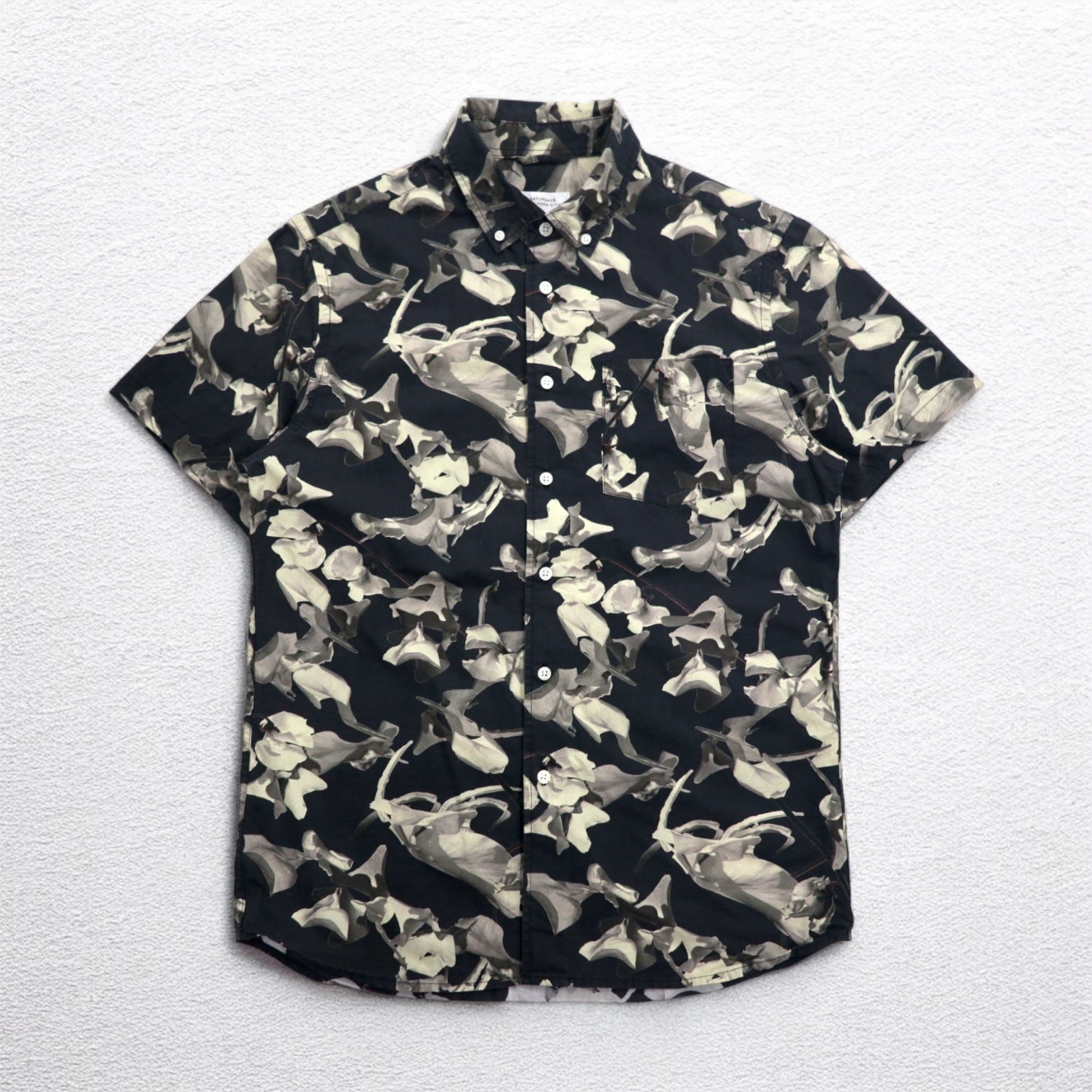 SATURDAYS NYC Camicia a maniche corte button-down M nera monocromatica in cotone con stampa all-over
