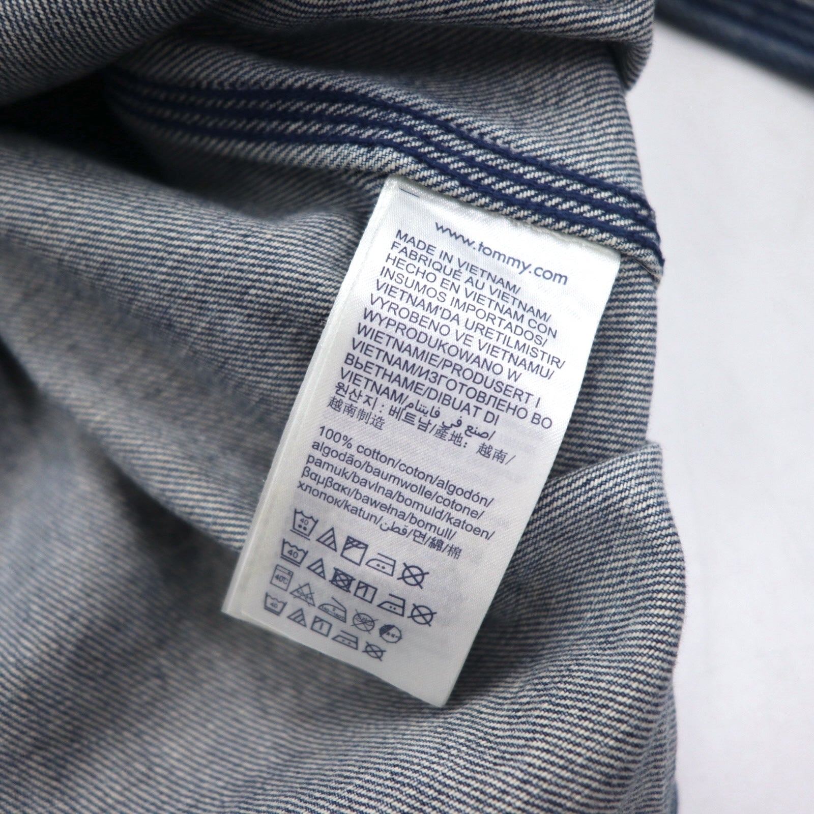 TOMMY JEANS バックプリント デニムシャツ L インディゴ ブルー スナップボタン RELAXED FIT DM0DM06735