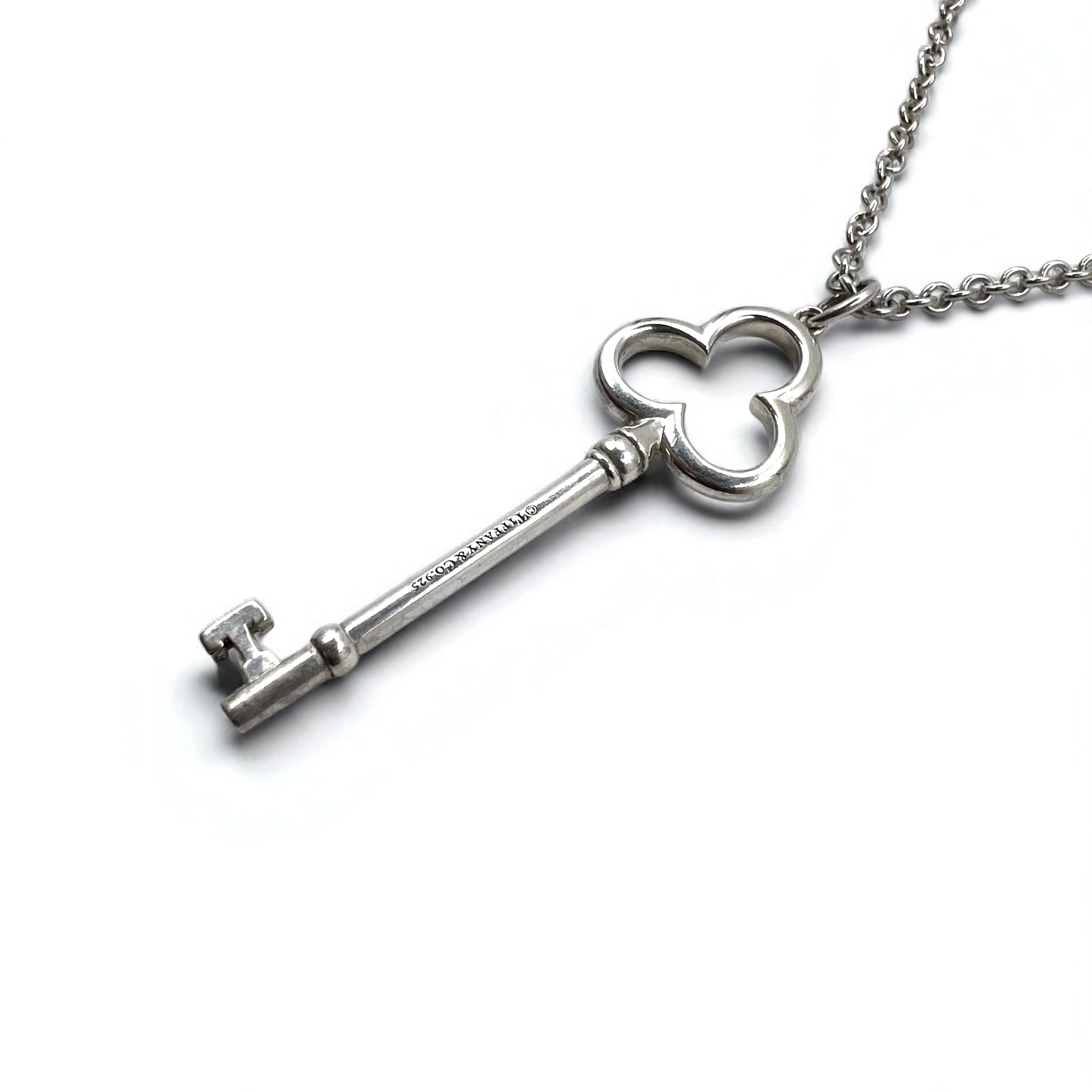 TIFFANY & CO. トレフォイル クローバー キー ネックレス SILVER 925 シルバー チェーン ペンダント