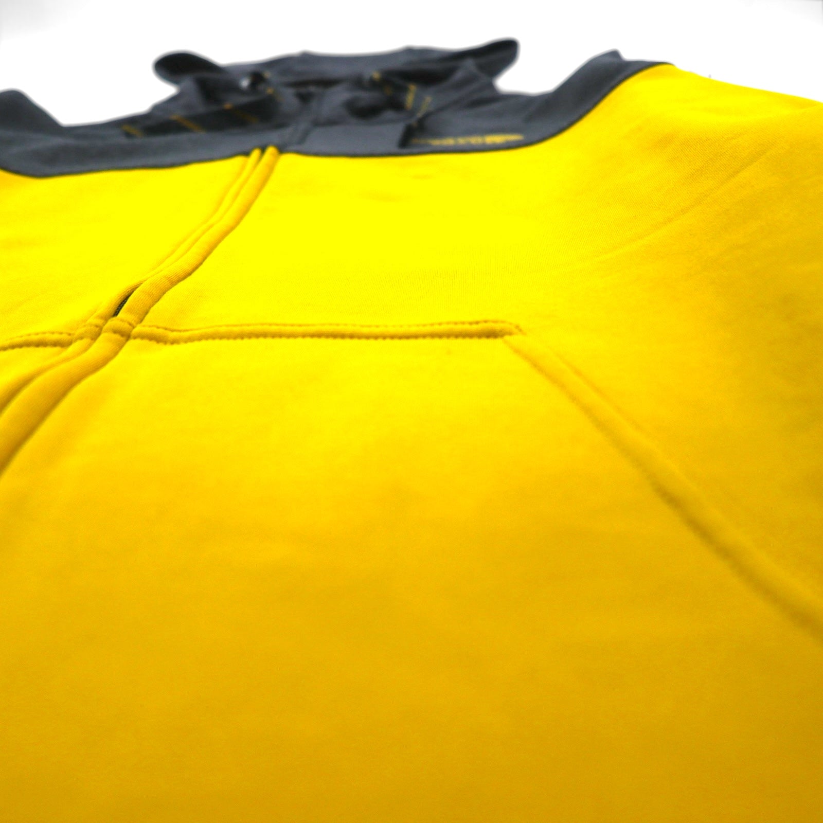 THE NORTH FACE Felpa con cappuccio full zip softshell SURGENT BLOCK FULLZIP JACKET L Giallo Bicolore Foro per pollice Taglia internazionale NF0A2V4SUPS