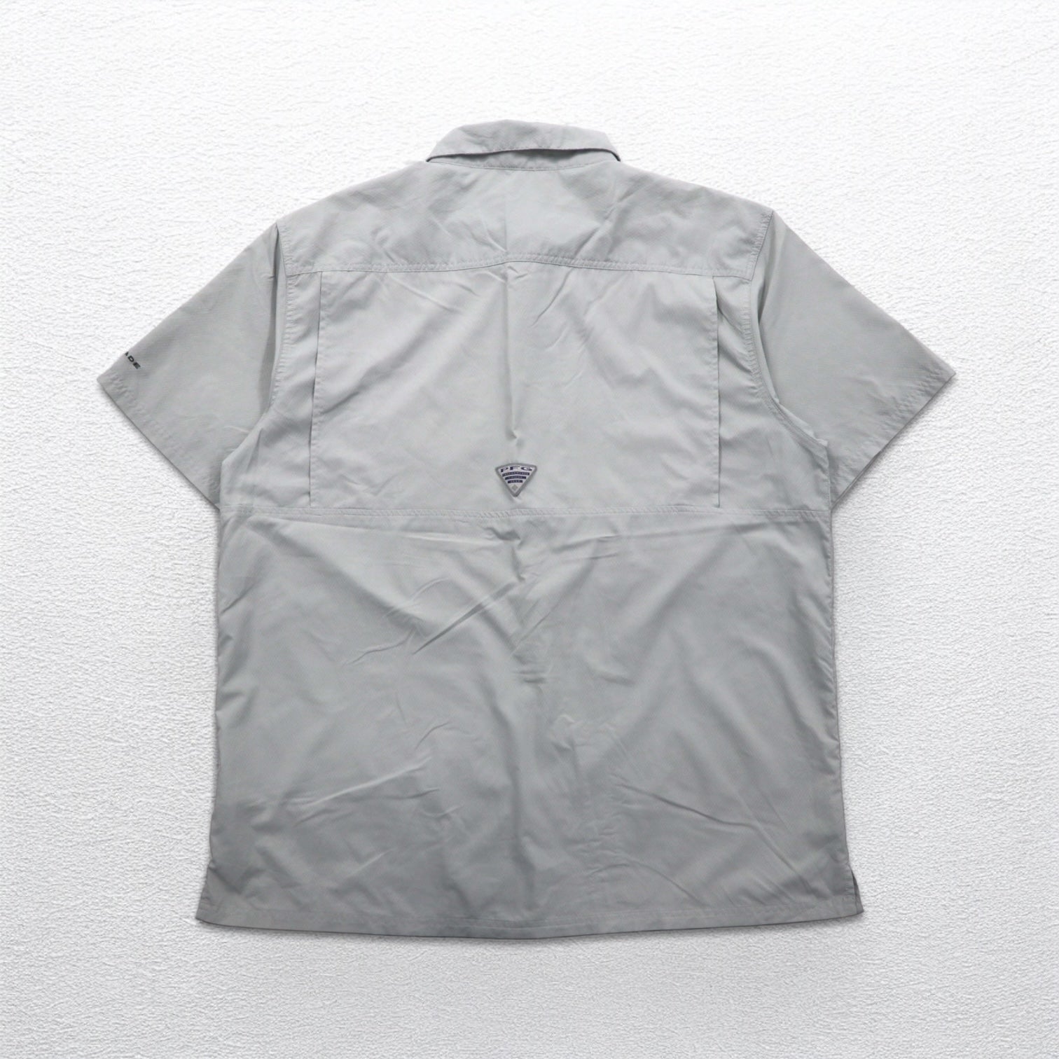 Columbia PFG オムニシェード OMNI-SHADE スラックタイドキャンプシャツ フィッシングシャツ XL グレー ポリエステル FM7042