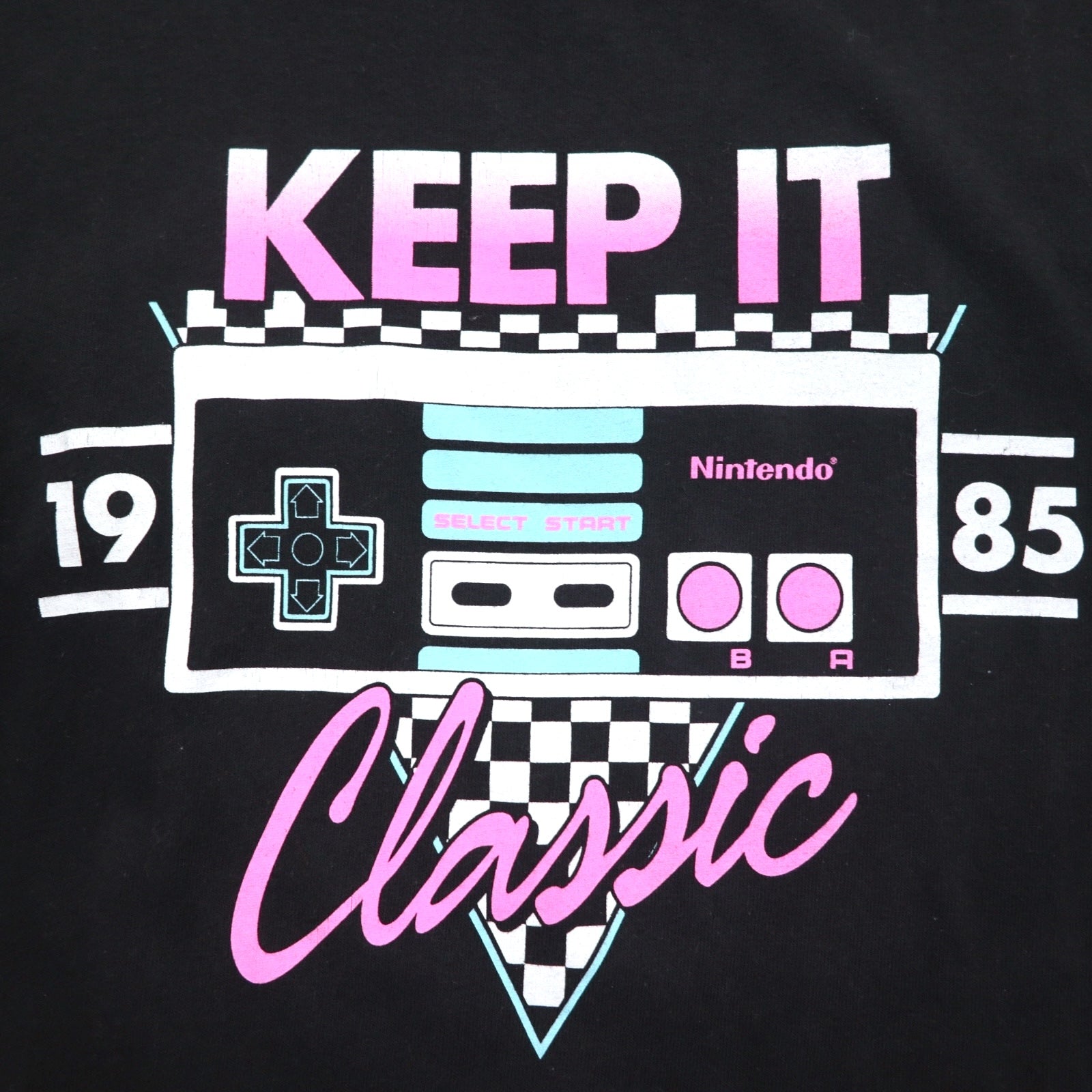 NINTENDO 1985 Nintendo T-Shirt a maniche lunghe Long Tee M Nero Stampa sulle maniche a scacchi