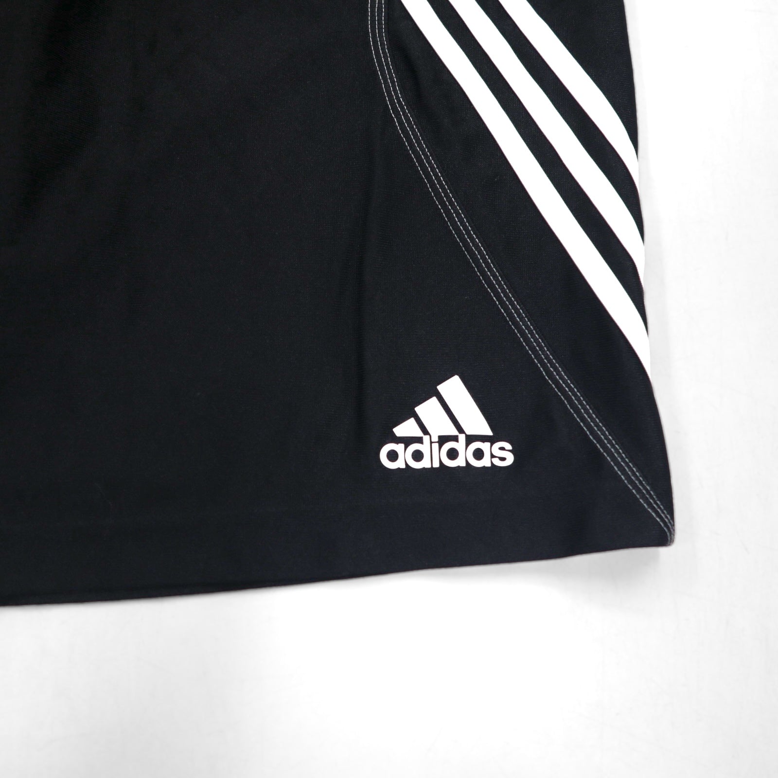 Pantaloncini Adidas a 3 strisce, neri, taglia M, in poliestere, per basket/gioco