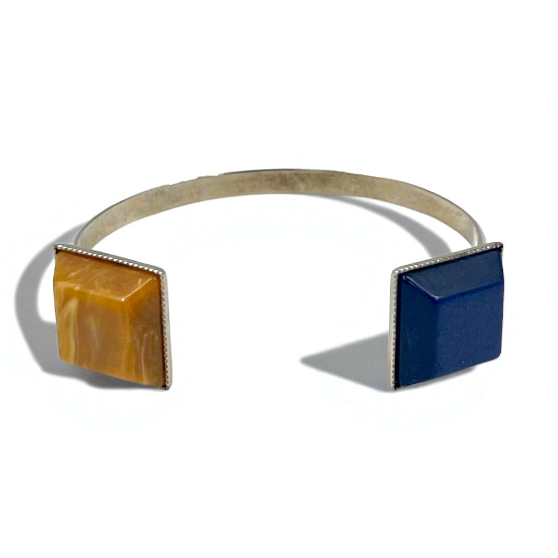 TOGA Bracciale rigido in pietra colorata, bracciale a polsino, metallo argentato, quadrato, blu ambra