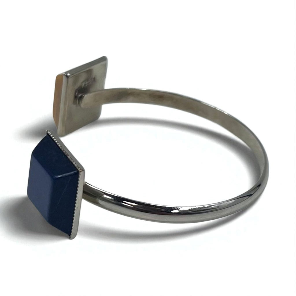 TOGA Bracciale rigido in pietra colorata, bracciale a polsino, metallo argentato, quadrato, blu ambra
