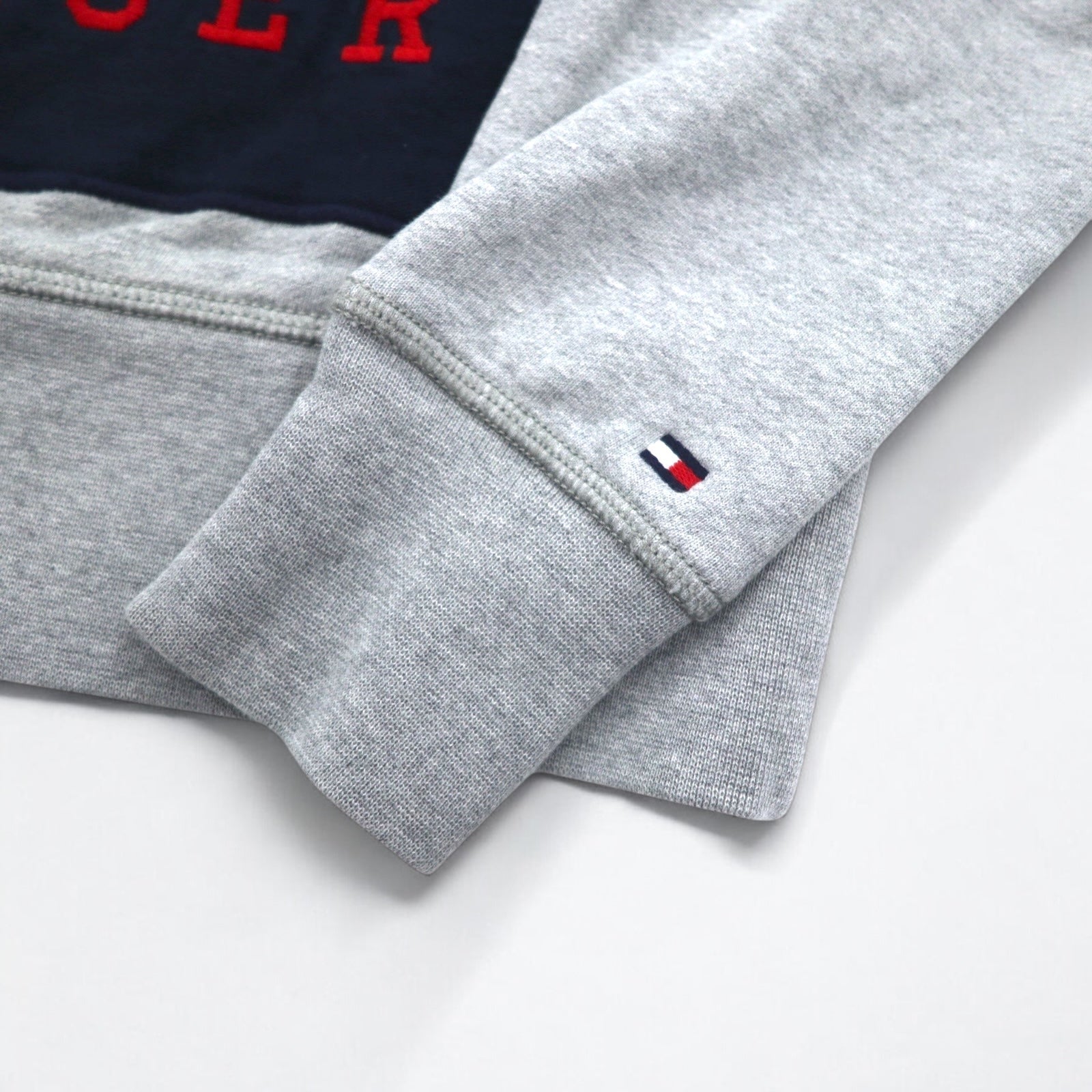 TOMMY HILFIGER Felpa girocollo stampata S Grigio Cotone MW0MW09466