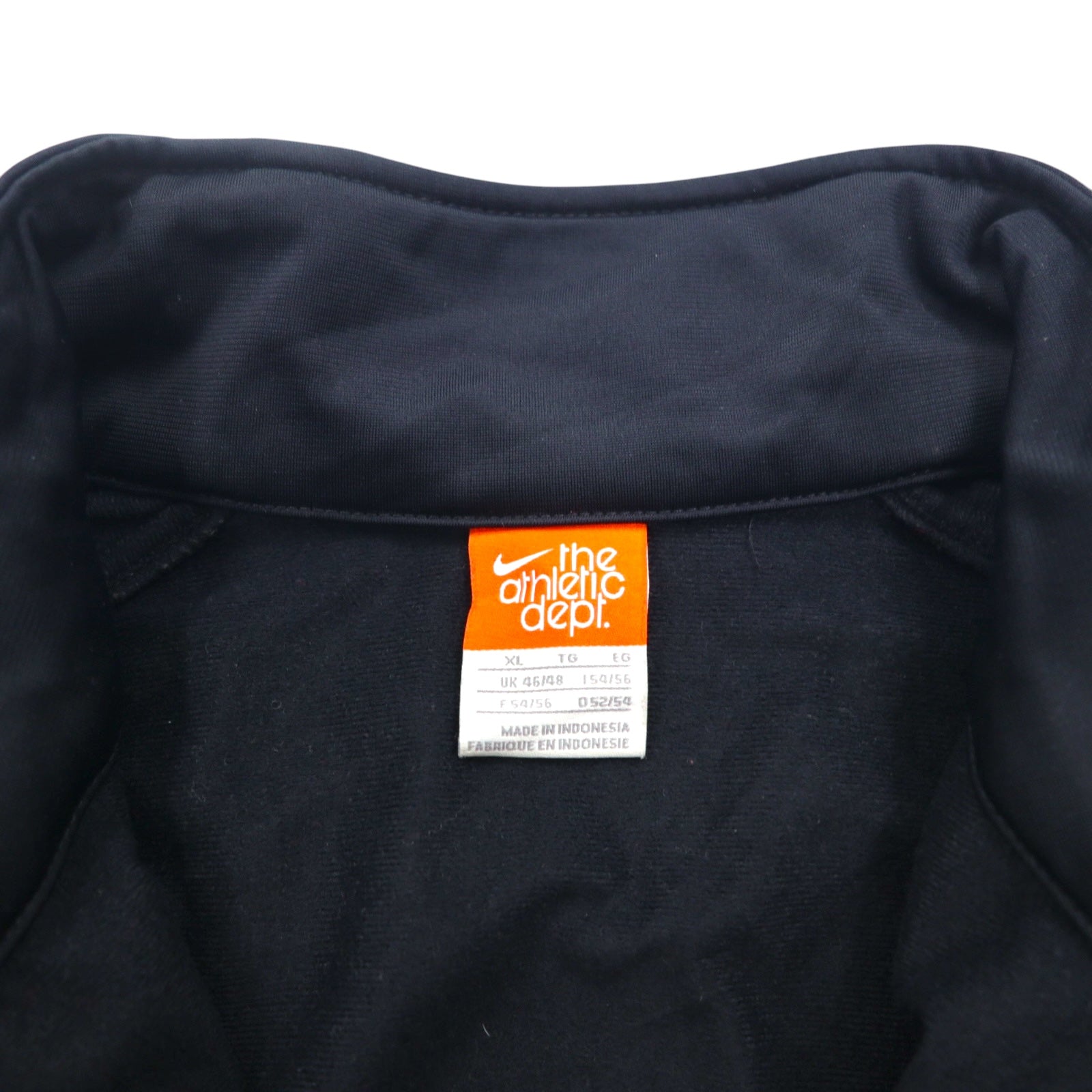 NIKE トラックジャケット ジャージ XL ブラック スウォッシュ ワンポイントロゴ刺繍
