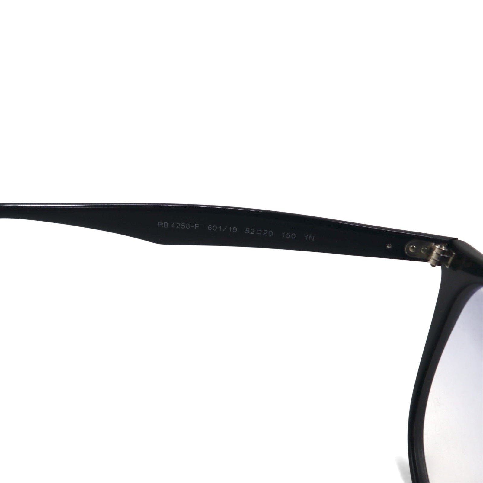 Ray-Ban occhiali da sole modello Wellington neri RB4258-F 601/19 52-20 1N, Made in Italy