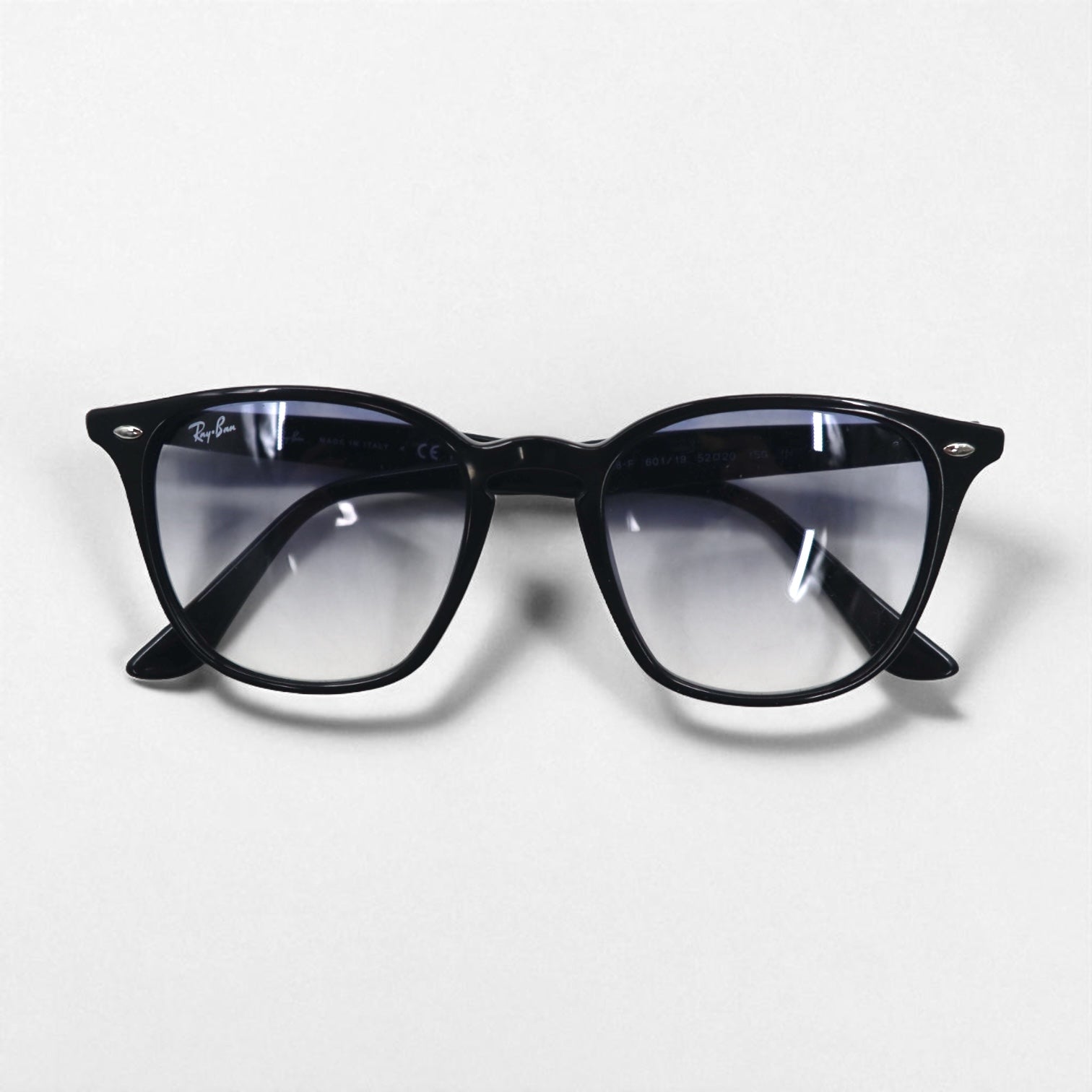 Ray-Ban occhiali da sole modello Wellington neri RB4258-F 601/19 52-20 1N, Made in Italy