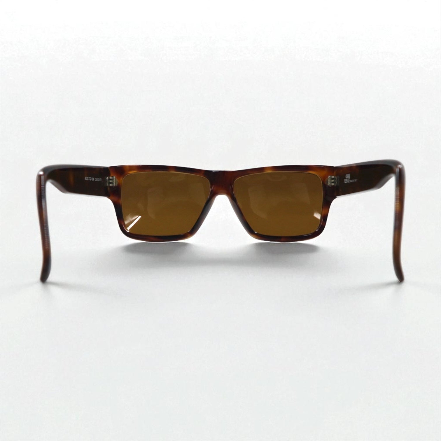Gianni Versace Occhiali da sole quadrati a forma di "Wellington", in tartaruga, con Medusa, MOD.372/DM, Made in Italy
