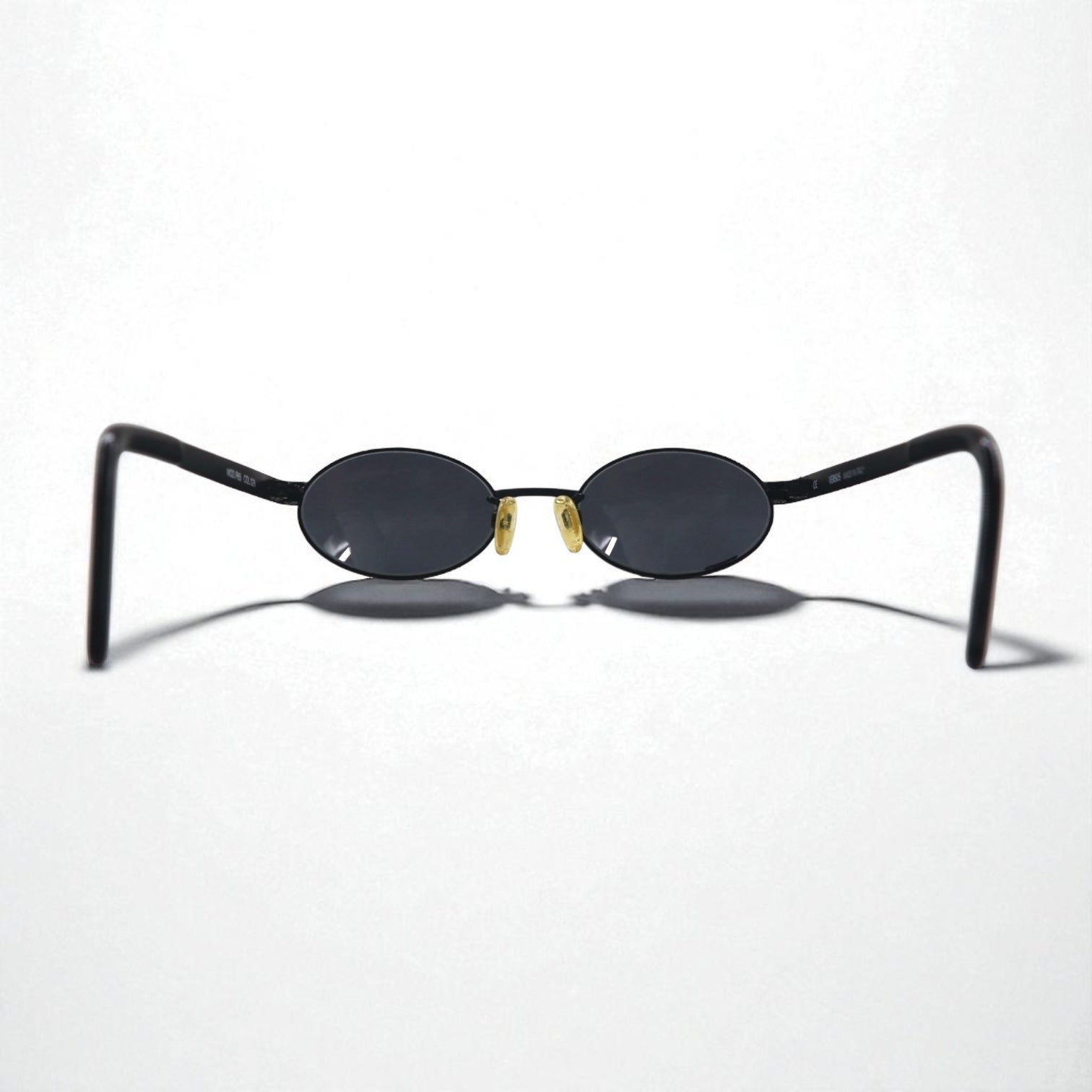 VERSACE Occhiali da sole ovali Made in Italy, montatura in metallo, neri, MOD.R65