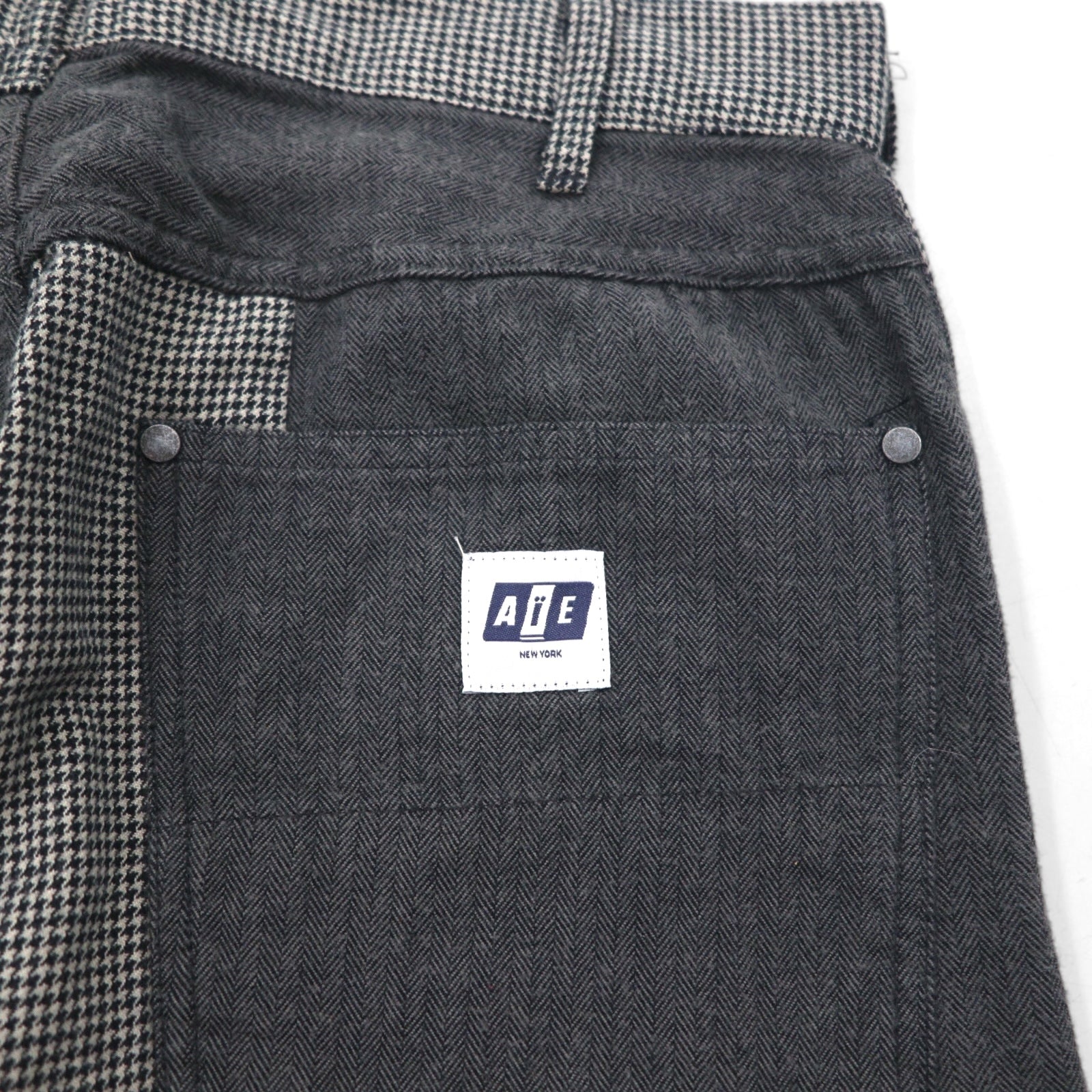 AiE (Nepenthes) 22AW Pantaloni con motivo "crazy" made in USA Krazy Pant M Grigio Gessato Spina di pesce Nuovo con etichette