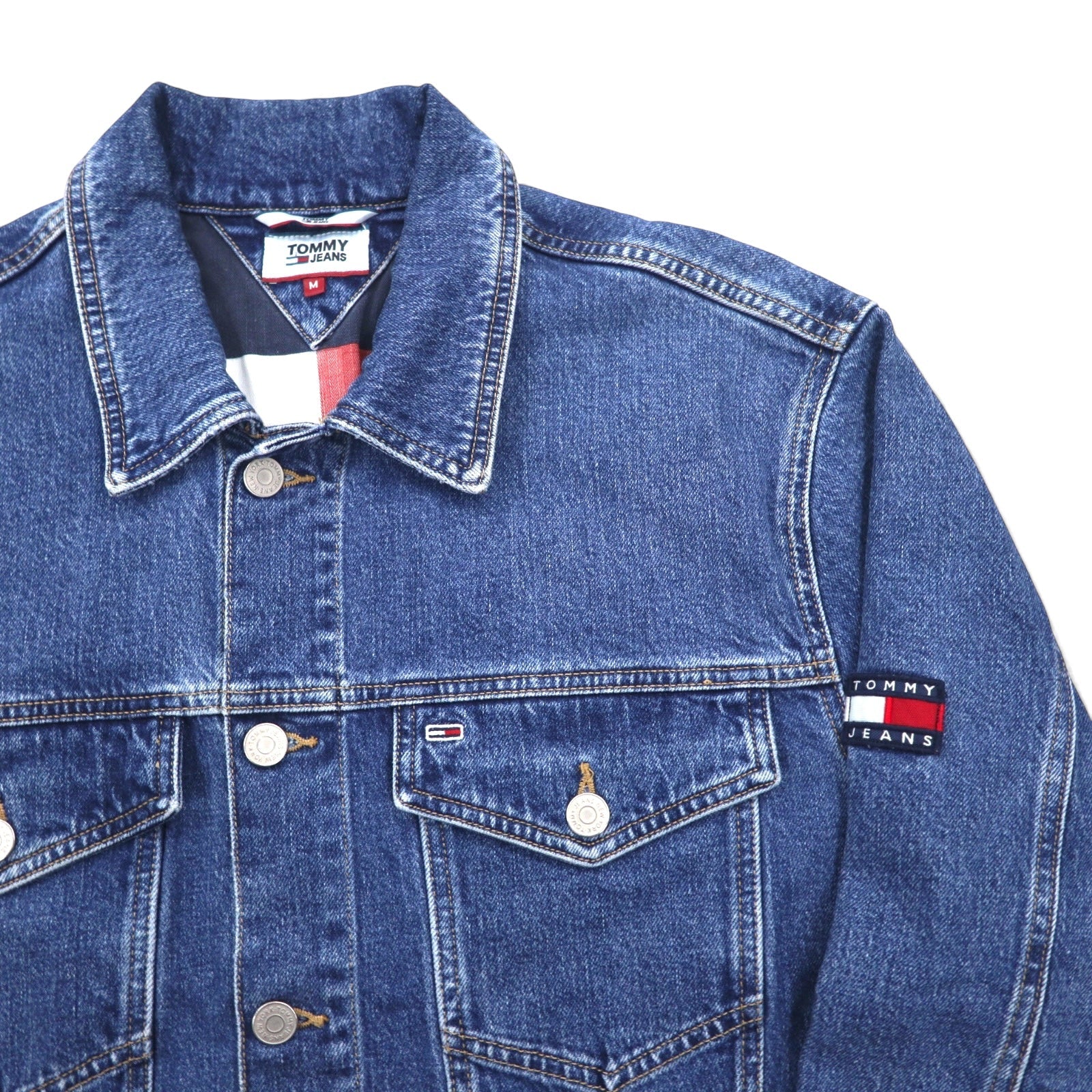 TOMMY JEANS Giacca oversize di jeans da camionista, taglia M, blu, con logo a bandiera riflettente, OVERSIZED DENIM TRUCKER JACKET DM0DM07596-1A5