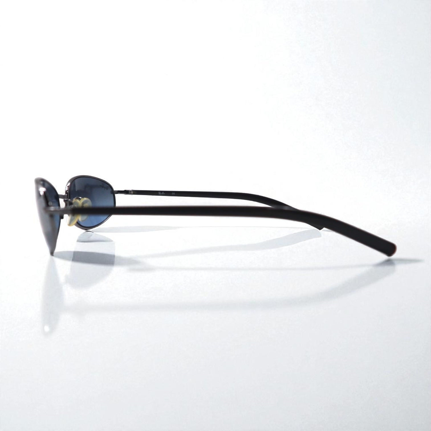 Ray-Ban オーバル サングラス ブラック メタルフレーム RB3230 004/7C 55-18 135