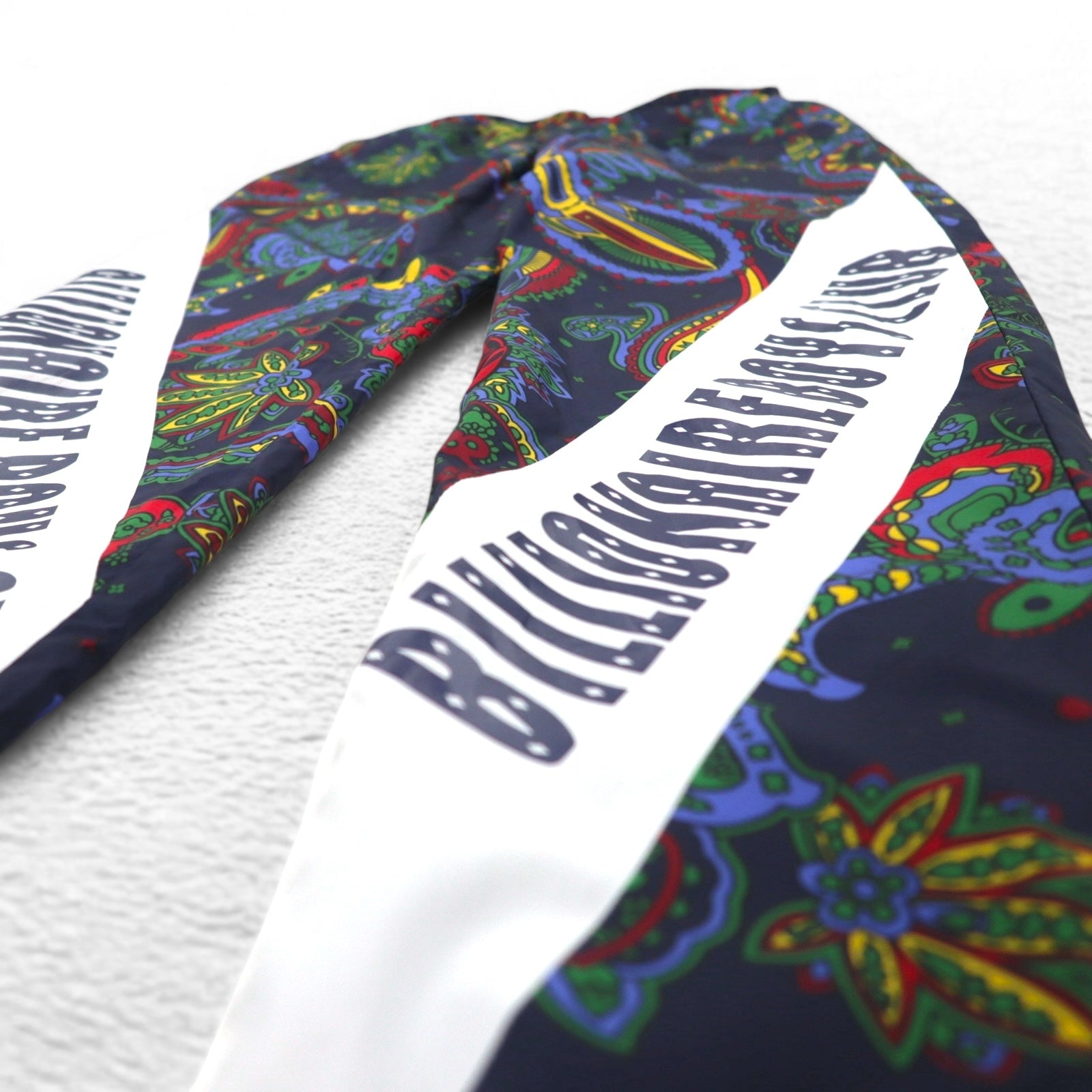 BILLIONAIRE BOYS CLUB Pantaloni della tuta BB WIND PANTS S Blu navy Fantasia Paisley 881-6106