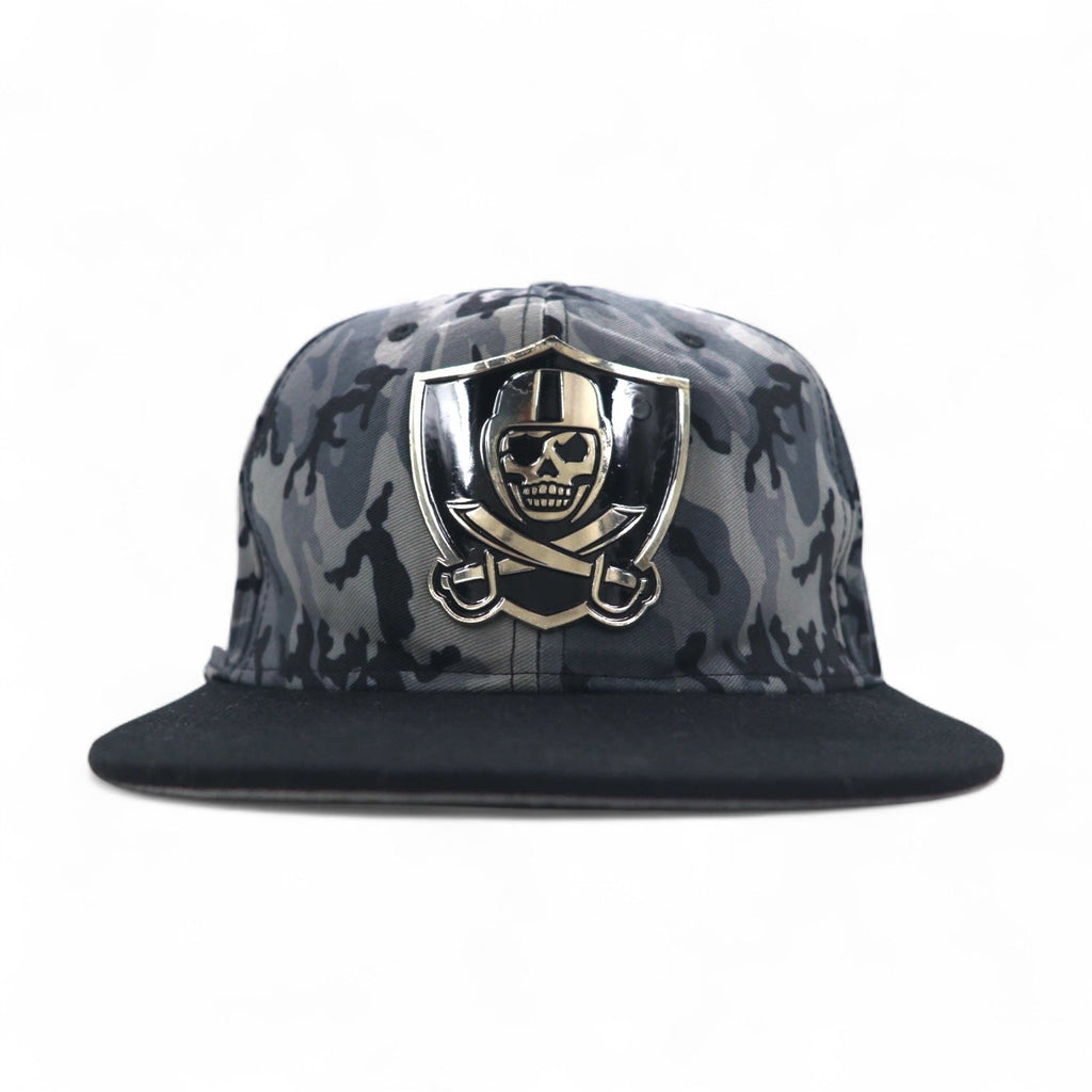 BLACK SUNDAY Snapback Baseball Cap FREE Nero Camouflage Teschio Piastra