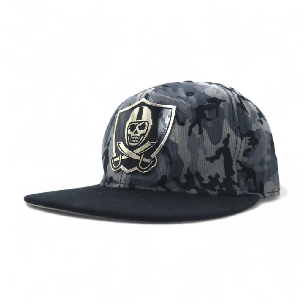 BLACK SUNDAY Snapback Baseball Cap FREE Nero Camouflage Teschio Piastra