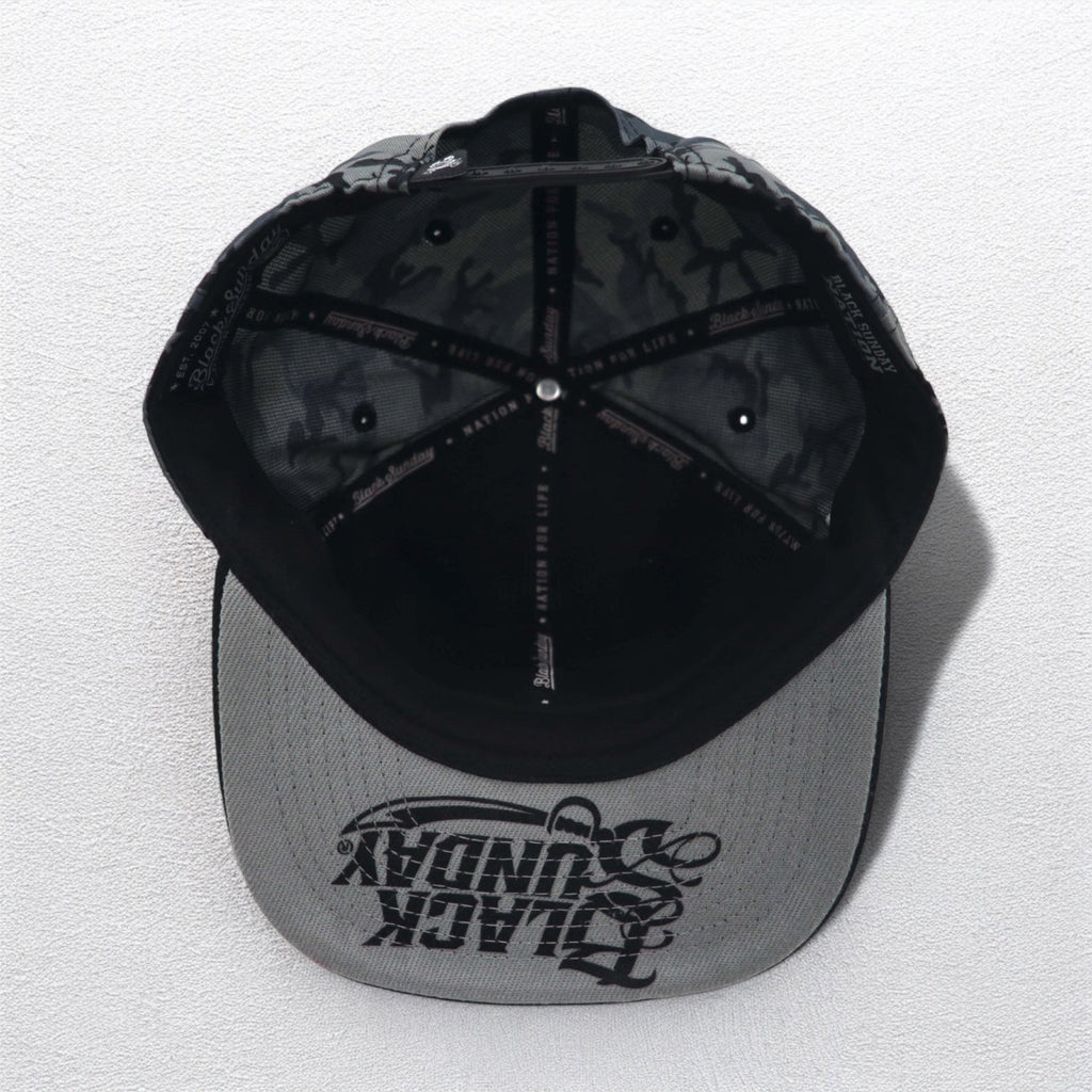 BLACK SUNDAY Snapback Baseball Cap FREE Nero Camouflage Teschio Piastra