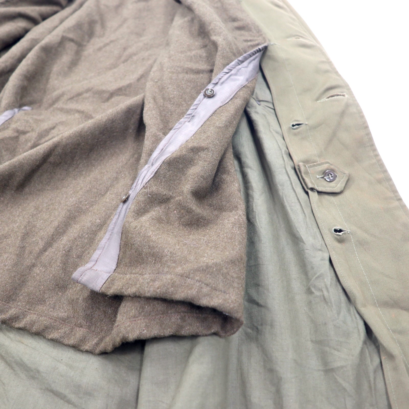 60s French Overcoat Prodotto in Francia Anni '60 Vintage Europeo Cappotto Militare Trench XL Kaki Bottoni in resina PORTEZ IMPER FBA Fodera rimovibile Cantre LA PLUIE et Cantre LE FROID