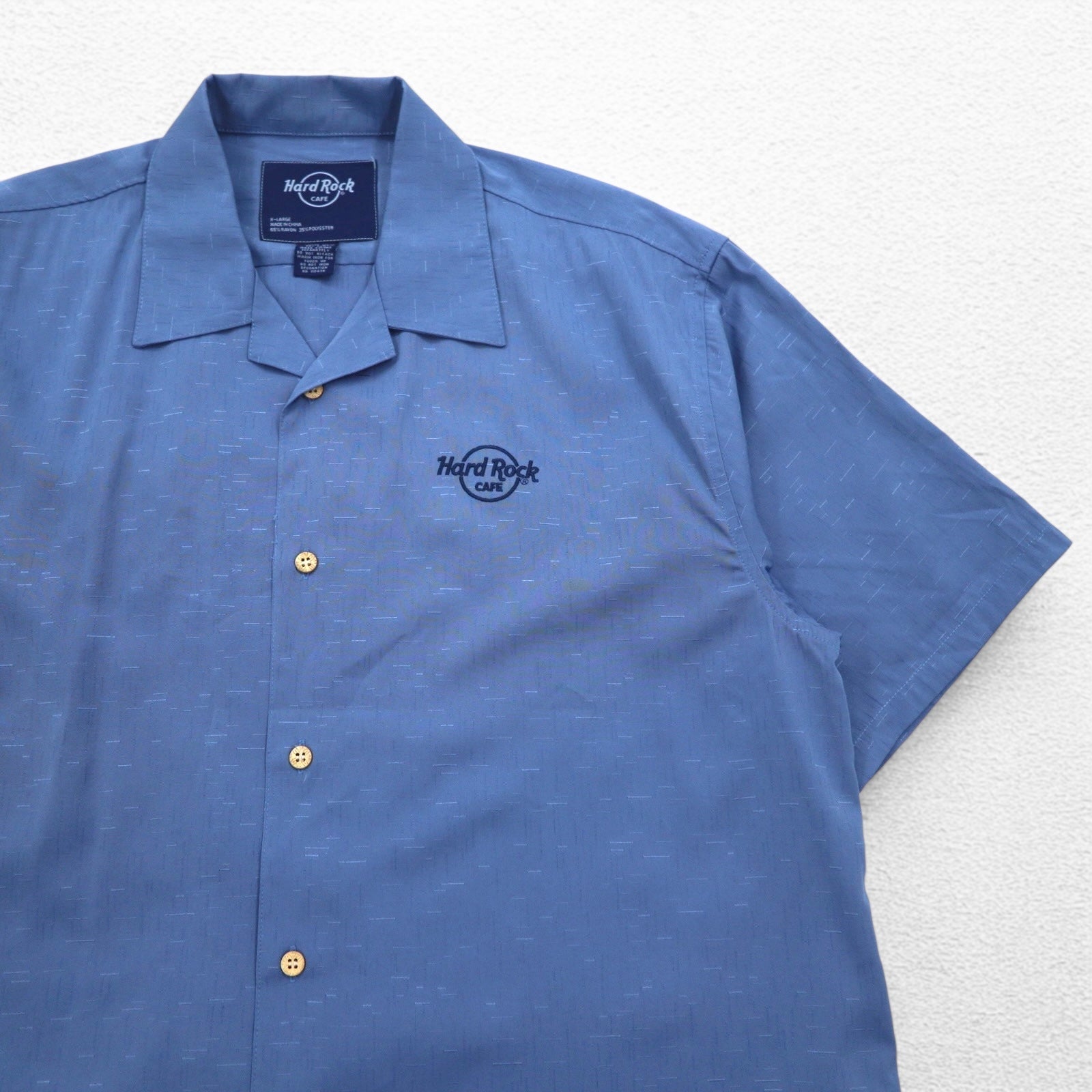 Hard Rock CAFE camicia a maniche corte collo aperto scollatura hawaiana XL blu navy rayon ricamata motivo chitarra Sashiko