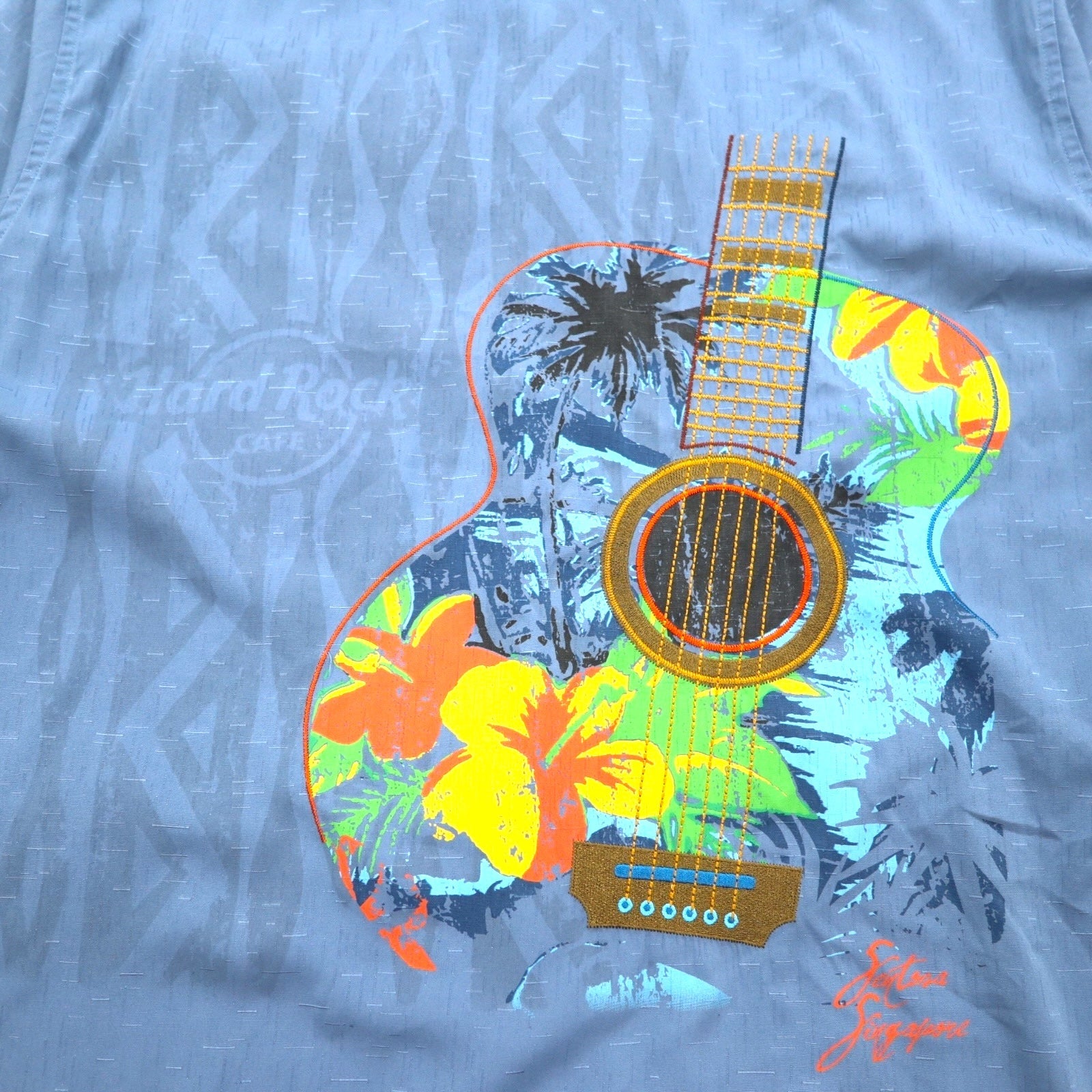 Hard Rock CAFE camicia a maniche corte collo aperto scollatura hawaiana XL blu navy rayon ricamata motivo chitarra Sashiko