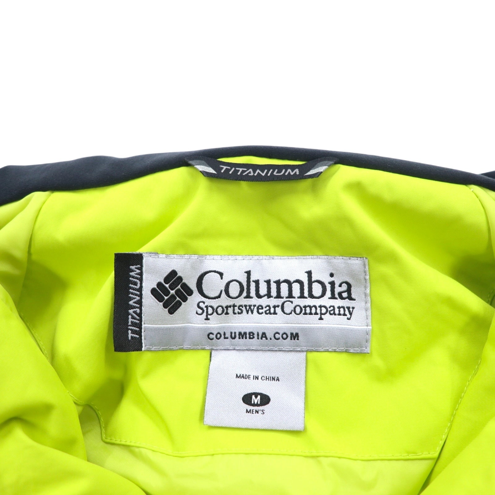 Columbia オムニテック OMNI-TECH マウンテンパーカー M ブラック ナイロン 防水 防風 TITANIUM ドローコード フード収納式 EM4504