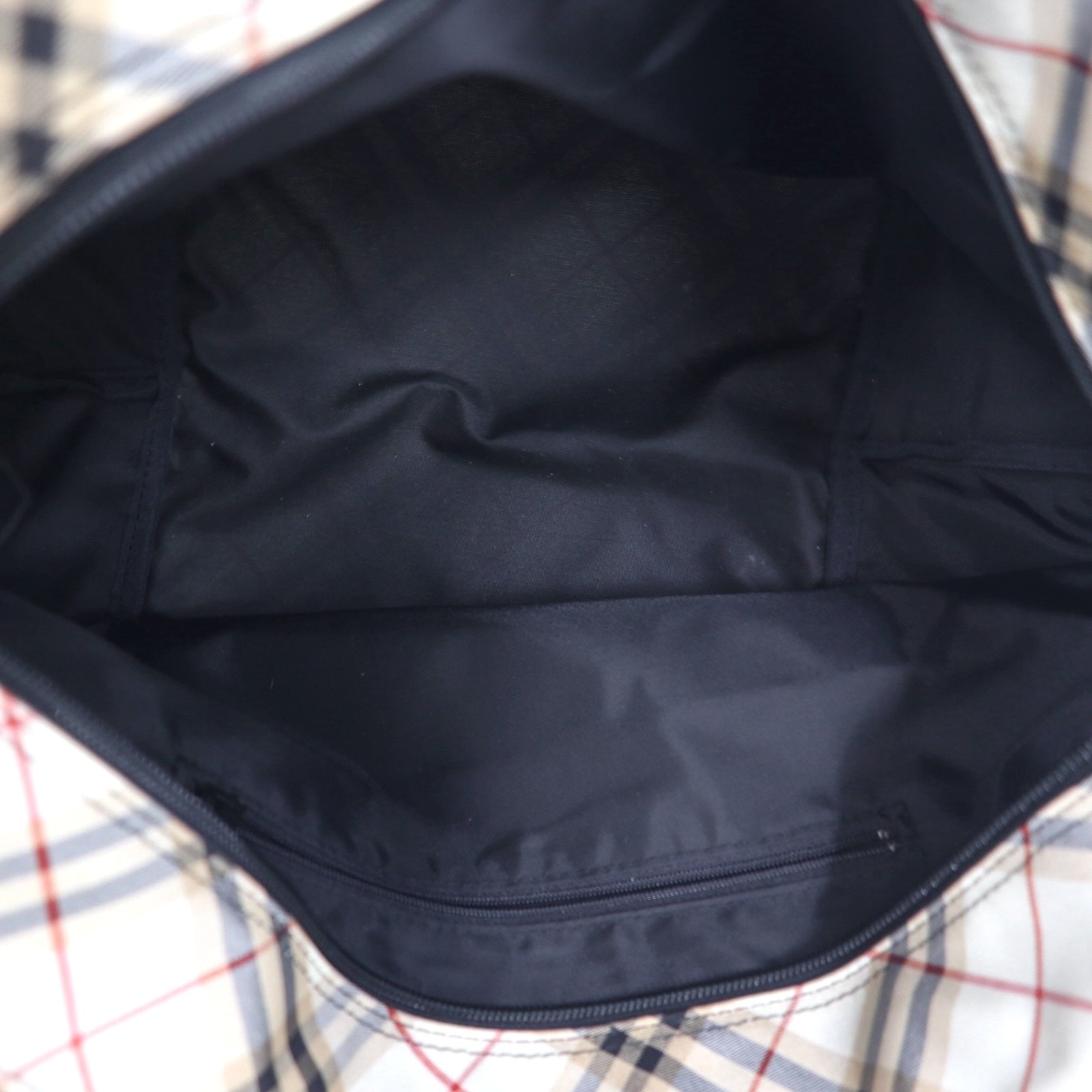 BURBERRY BLUE LABEL Borsa tote a barca con motivo Nova Check, in nylon e pelle bovina beige, made in Japan