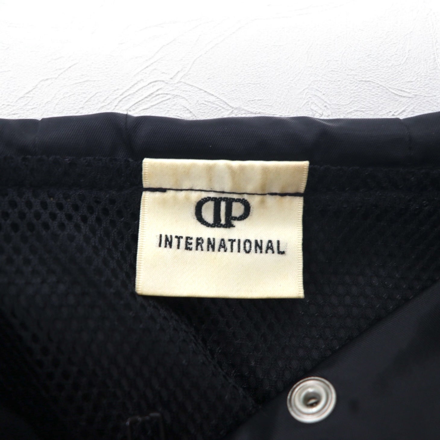 Anni '90 DON PELIENO Giacca in nylon con cappuccio XL nera, inserti in materiali diversi