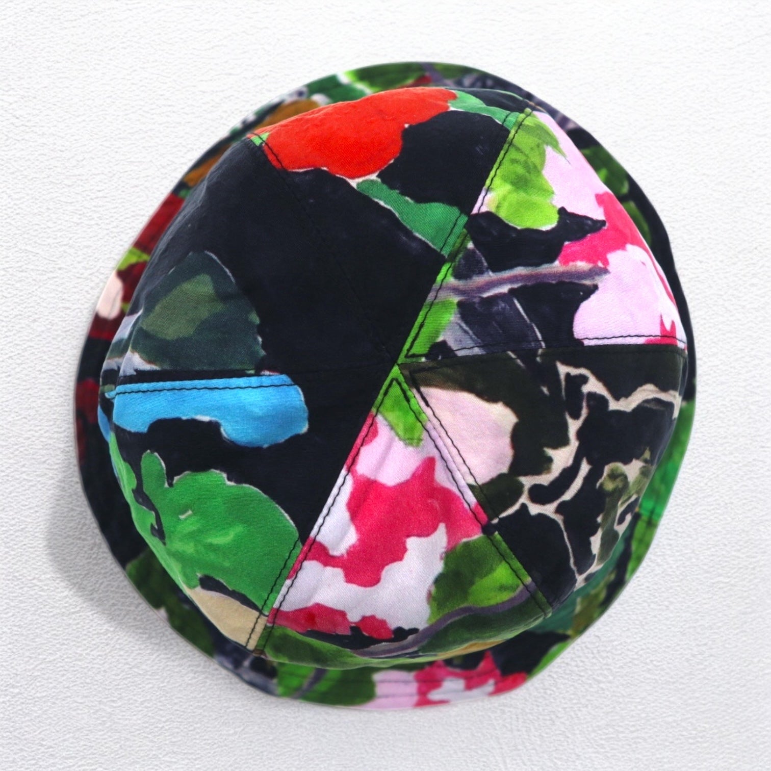 Cappello a secchiello KHOKI, taglia unica, multicolore, fantasia all-over, coulisse, 22ss-z-01, made in Japan.