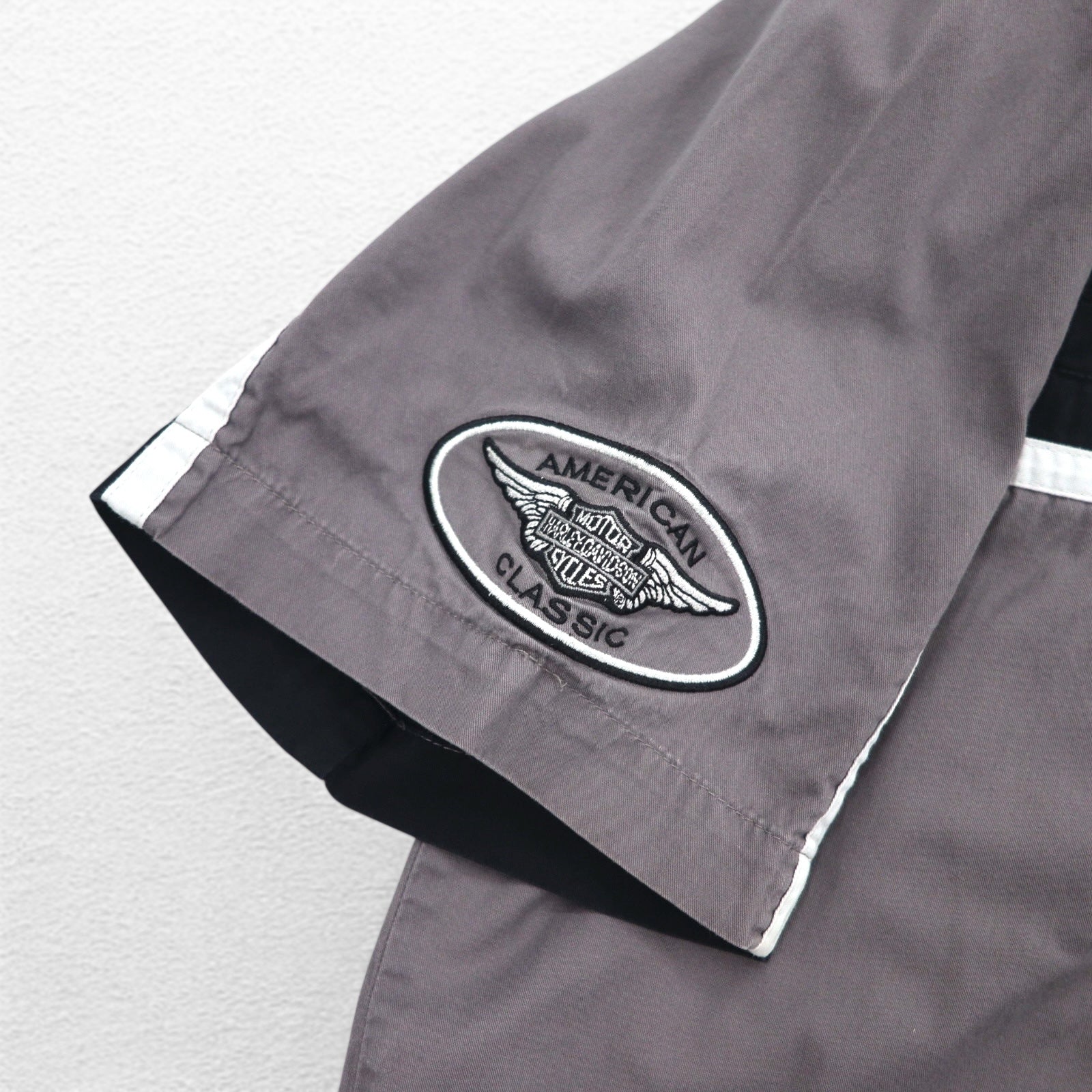 HARLEY DAVIDSON 半袖 ワークシャツ L グレー ブラック バックロゴ刺繍
