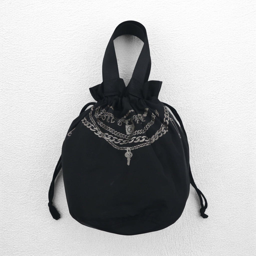 blackmeans Borsa in nylon con coulisse nera Coniglio KINCHAKU 2023 Animale dello zodiaco Coniglio Catena Sidney