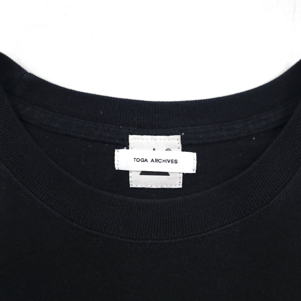 TOGA ARCHIVES × Mongolian Choppsss T-shirt con ricamo "Toga Ai" - M, nero, cotone, edizione limitata negozio di Osaka