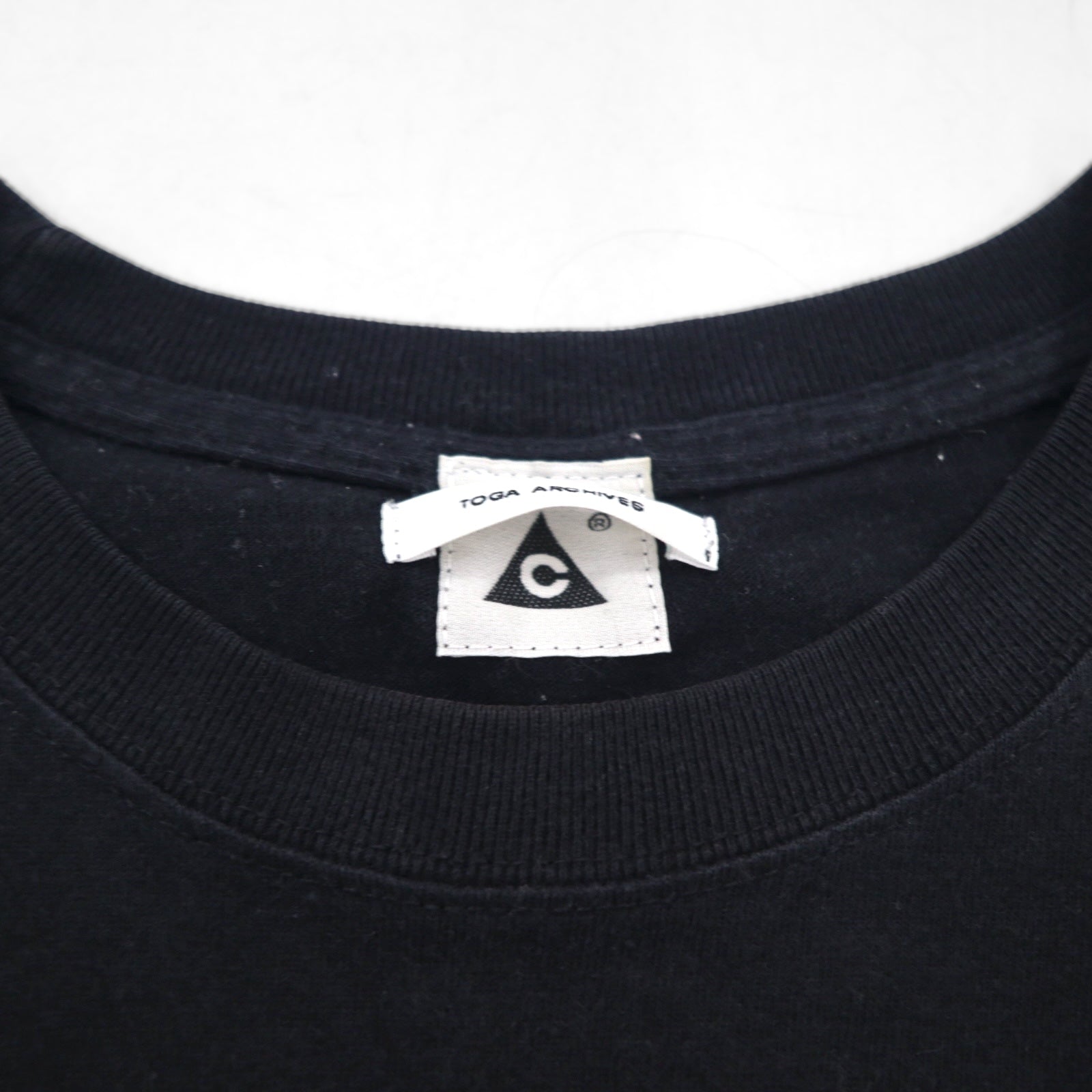 TOGA ARCHIVES × Mongolian Choppsss T-shirt con ricamo "Toga Ai" - M, nero, cotone, edizione limitata negozio di Osaka