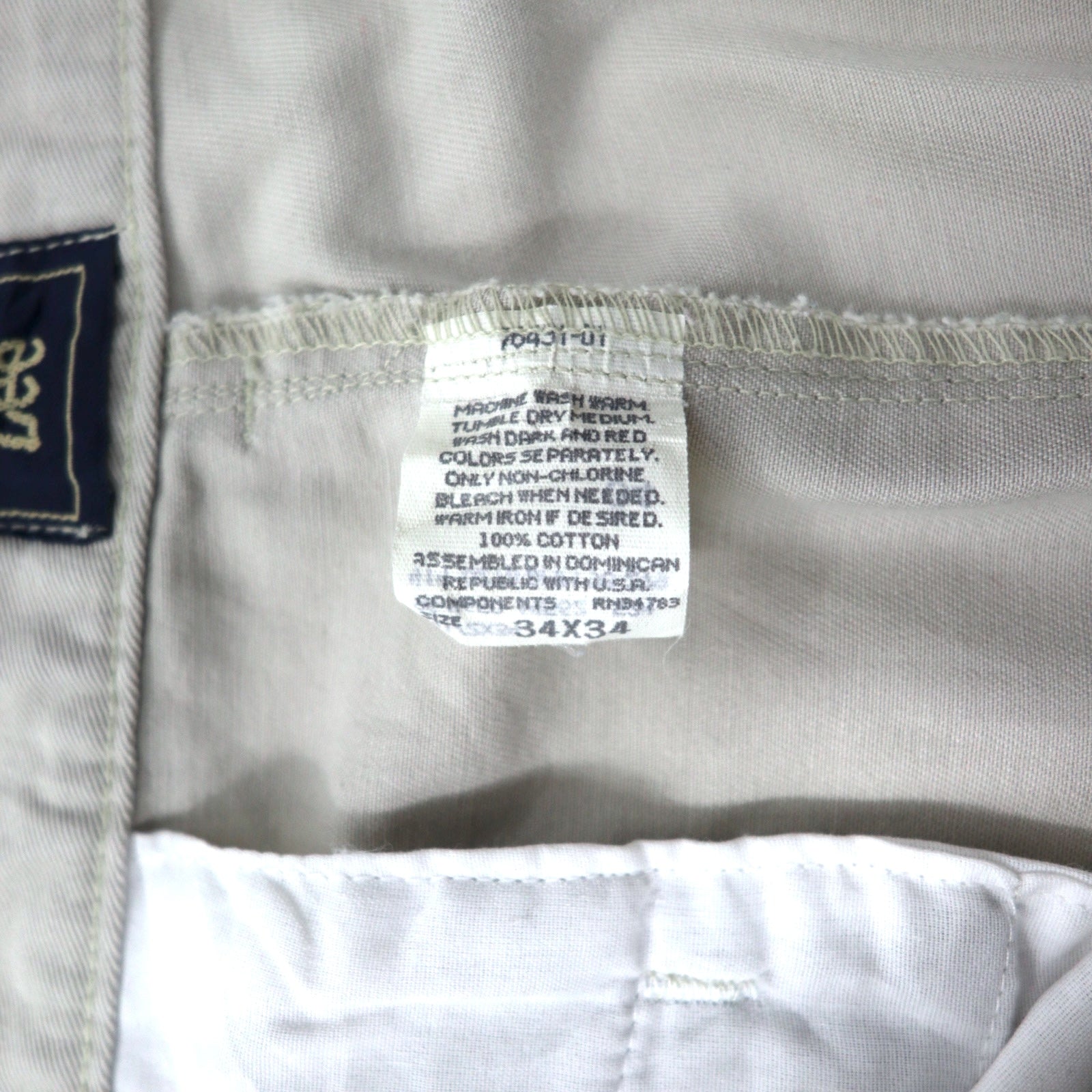 Lee Pantaloni chino affusolati a due pieghe anni '90 34 Beige Cotone Pieghe centrali